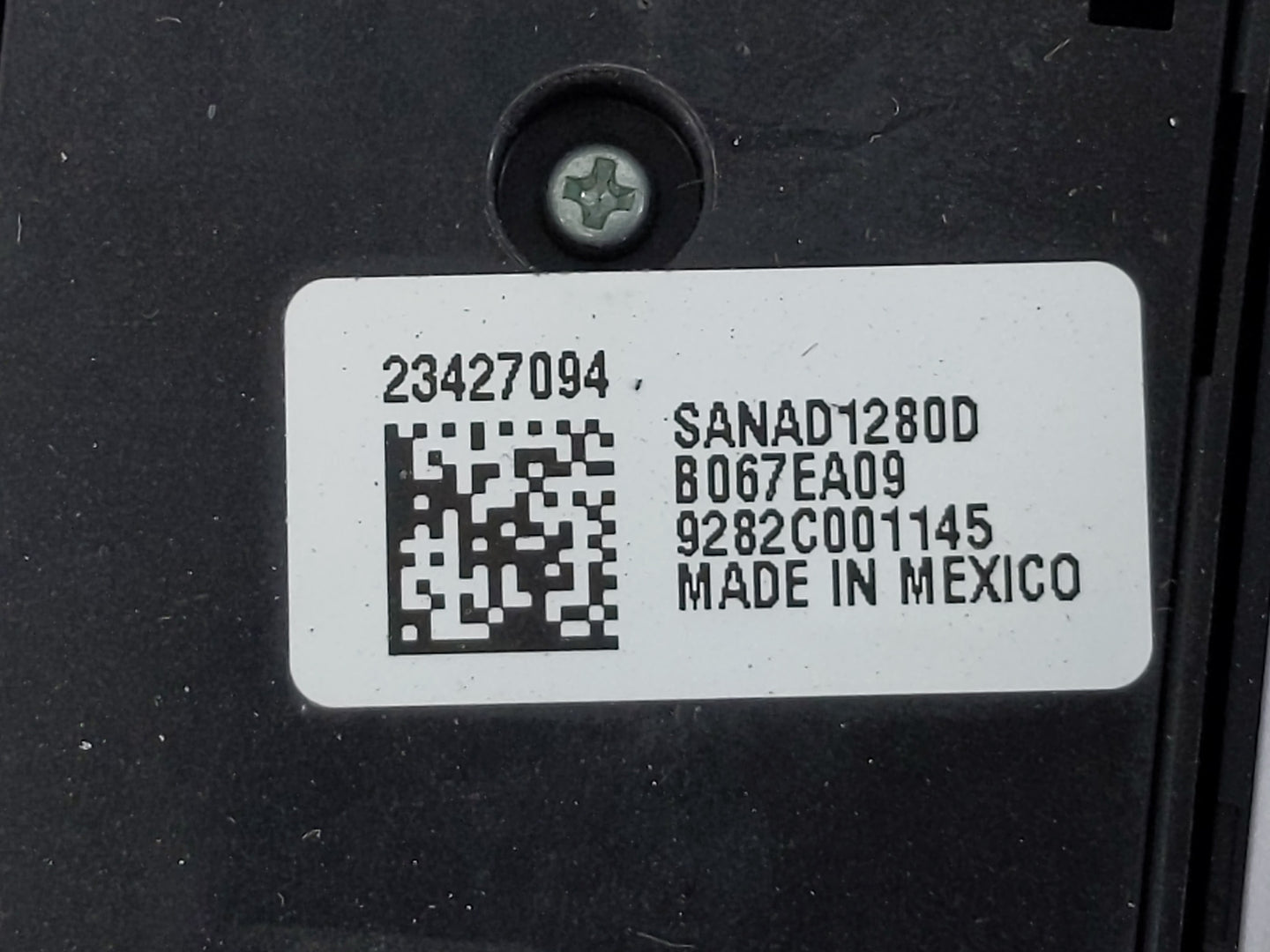 2020 Chevrolet Suburban 1500 Master Power Window Switch Replacement Driver Side Left P/N:23427094 Fits OEM Used Auto Parts -