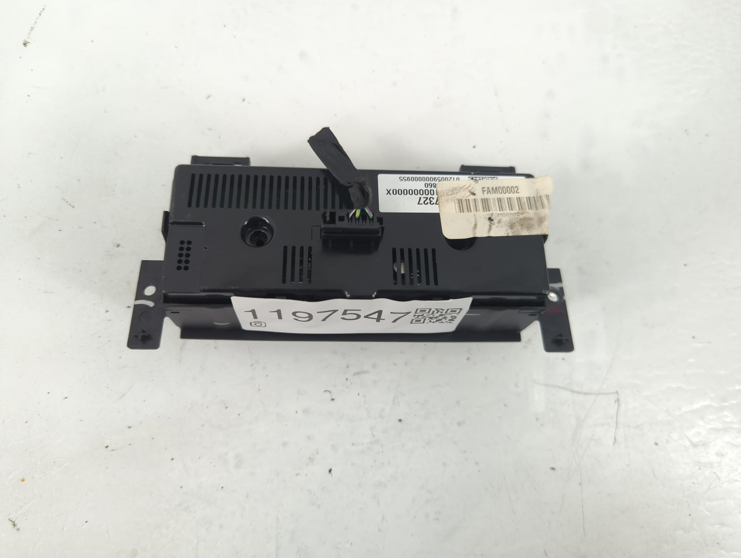 2020 Chevrolet Suburban 1500 Climate Control Module Temperature AC/Heater Replacement Fits Fits 2015 2016 2017 2018 2019 202