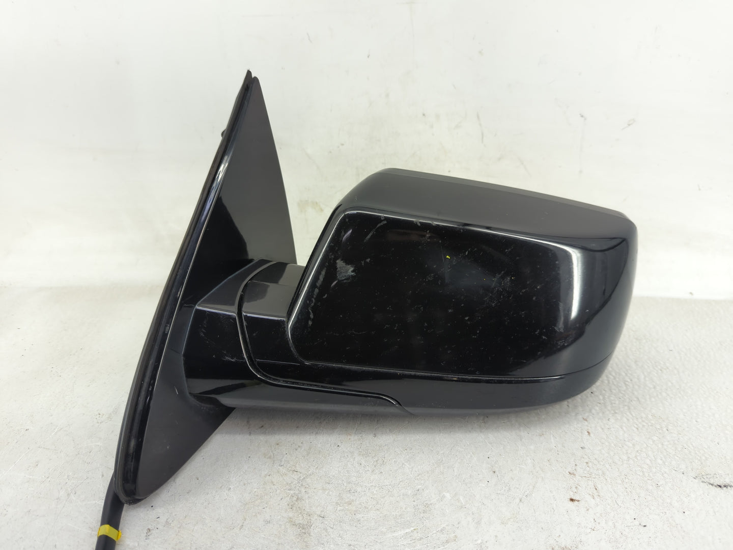 2020 Chevrolet Suburban 1500 Driver Side View Mirror - Left Door Mirror OEM Used - Oemusedautoparts1.com