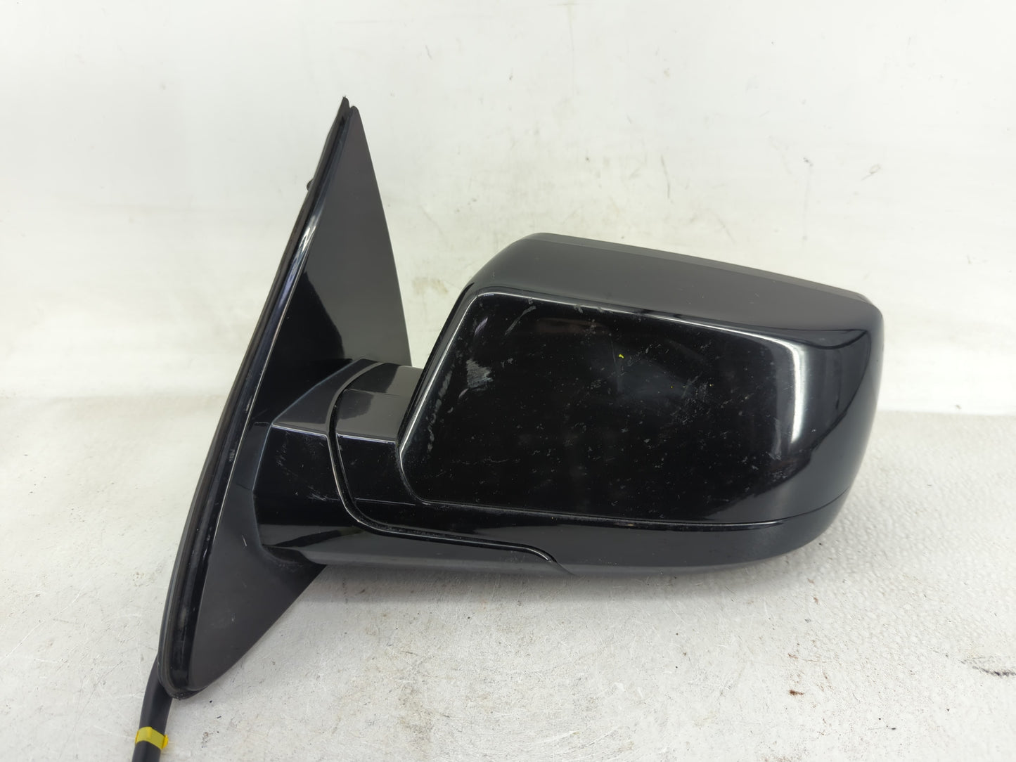 2020 Chevrolet Suburban 1500 Driver Side View Mirror - Left Door Mirror OEM Used - Oemusedautoparts1.com