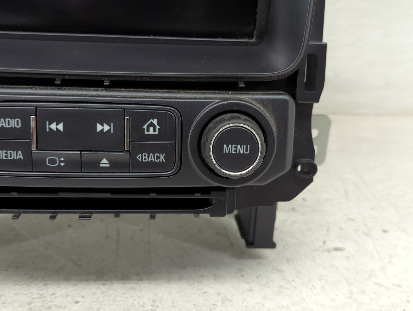 2020 Chevrolet Suburban 1500 Radio AM FM Cd Player Receiver Replacement P/N:84638205 Fits Fits 2017 2018 2019 OEM Used Auto 