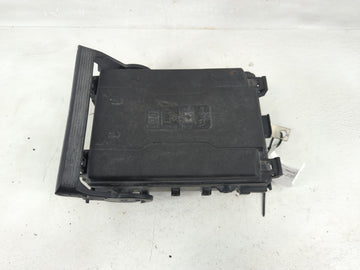2015-2020 Chevrolet Tahoe Fusebox Fuse Box Panel Relay Module P/N:23227061 Fits Fits 2015 2016 2017 2018 2019 2020 OEM Used 
