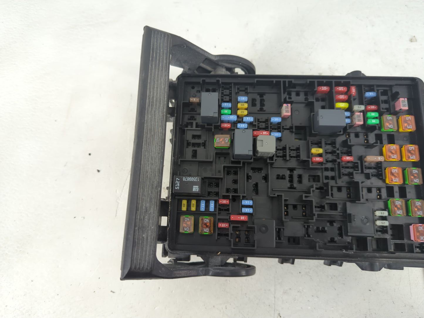 2015-2020 Chevrolet Tahoe Fusebox Fuse Box Panel Relay Module P/N:23227061 Fits Fits 2015 2016 2017 2018 2019 2020 OEM Used 
