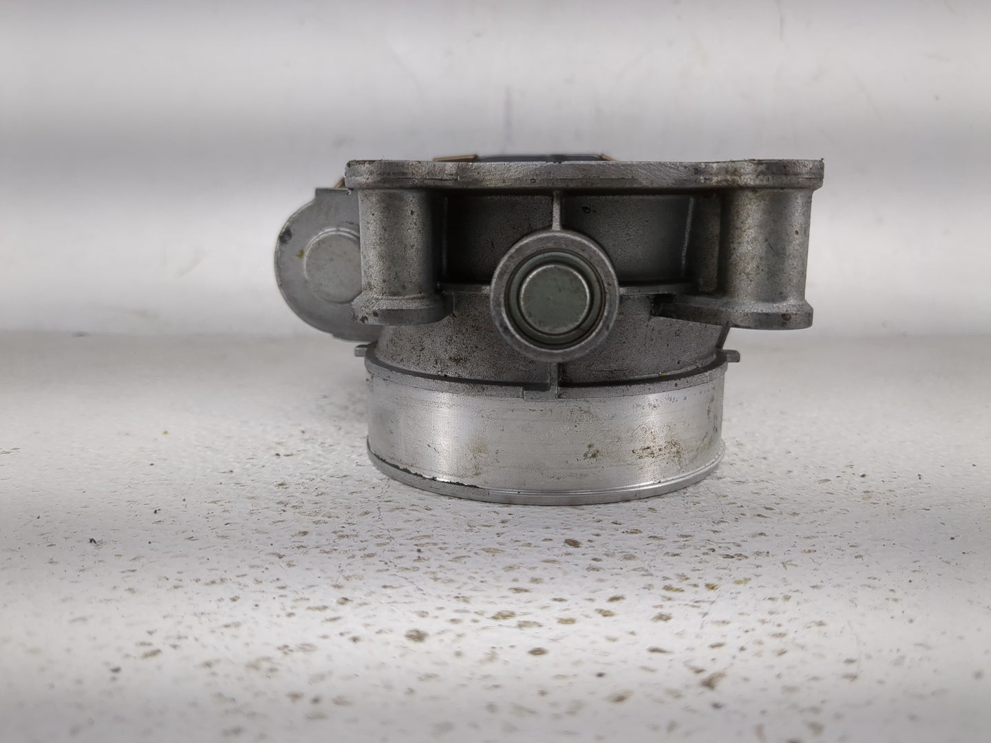 2020 Chevrolet Tahoe Throttle Body P/N:12678224 Fits OEM Used Auto Parts - Oemusedautoparts1.com