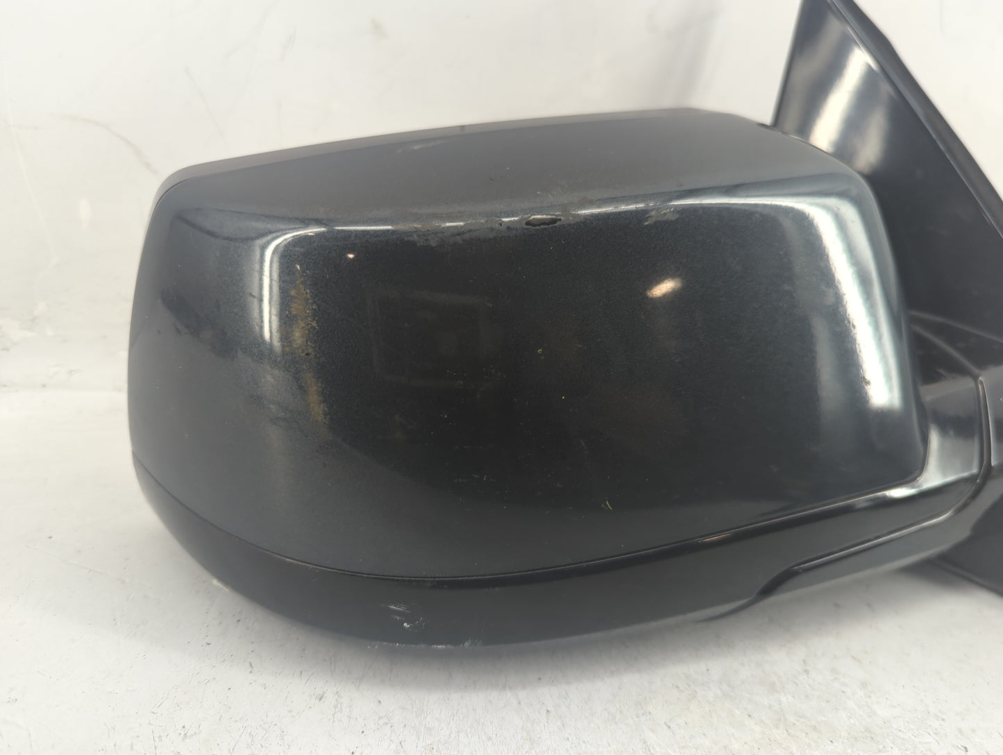 2015-2020 Chevrolet Tahoe Passenger Side View Mirror - Right Door Mirror OEM Used - Oemusedautoparts1.com