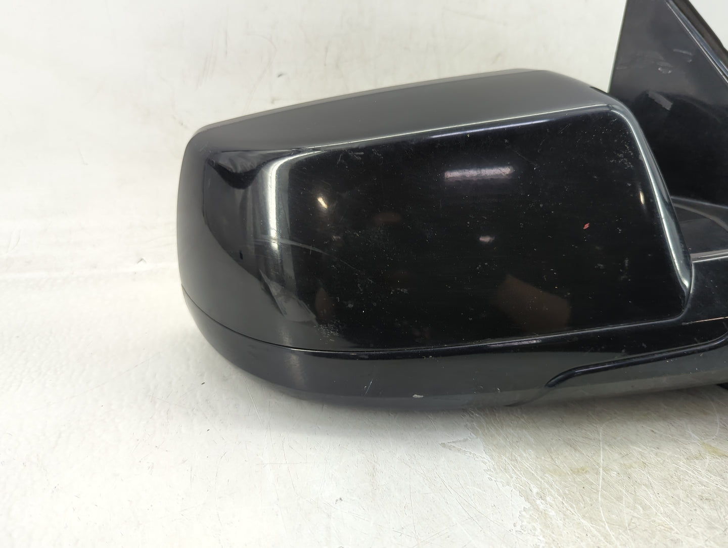2015-2020 Chevrolet Tahoe Passenger Side View Mirror - Right Door Mirror OEM Used - Oemusedautoparts1.com