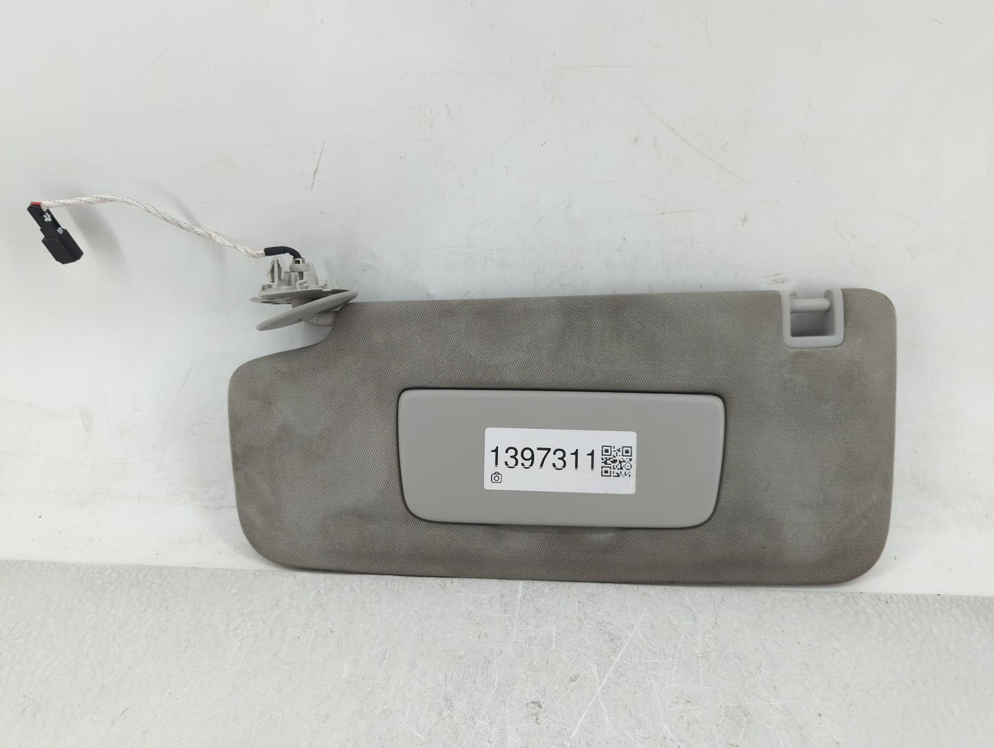 2015-2020 Chevrolet Tahoe Sun Visor Shade Replacement Driver Left Mirror Fits Fits 2015 2016 2017 2018 2019 2020 OEM Used Au