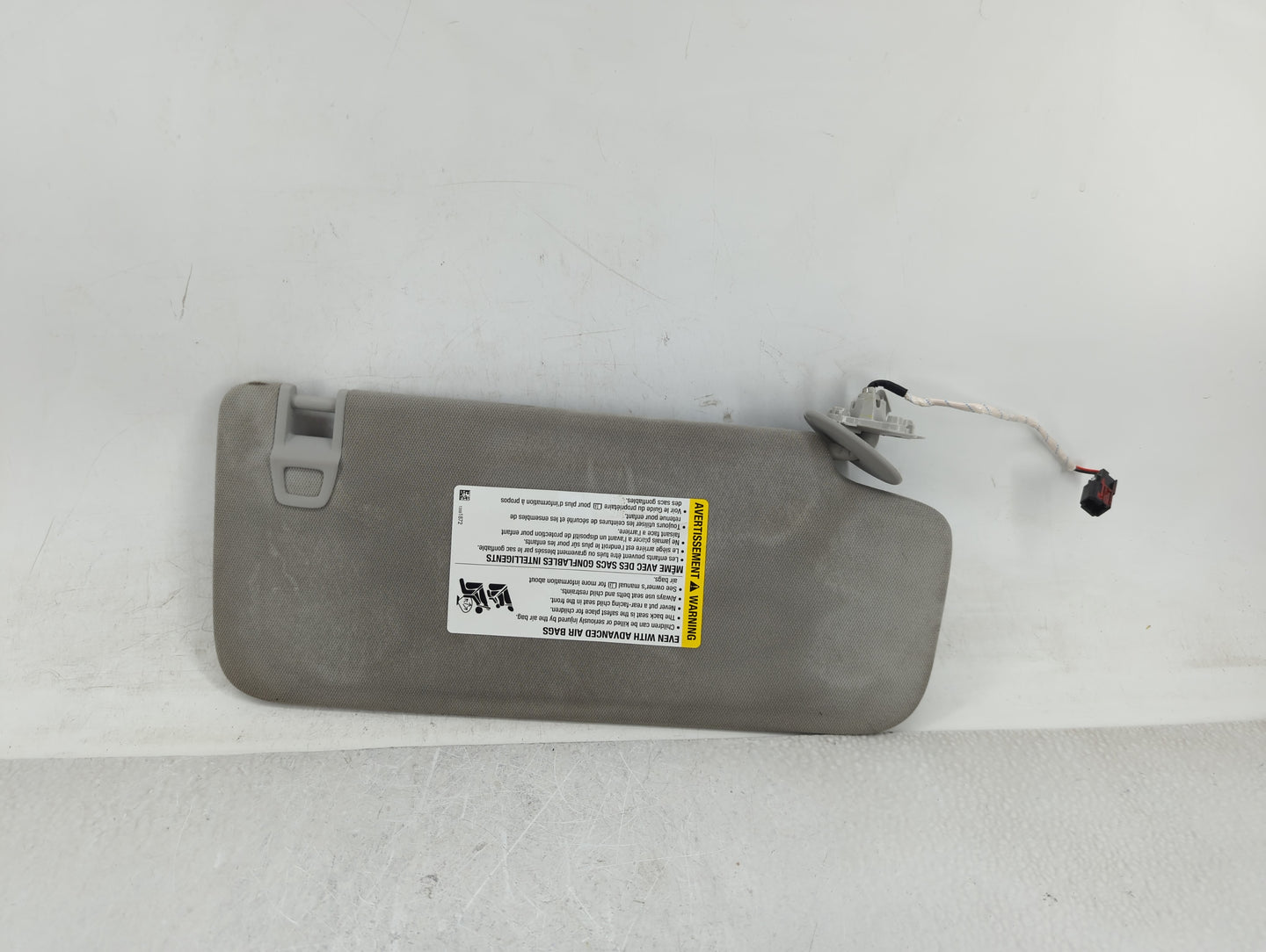 2015-2020 Chevrolet Tahoe Sun Visor Shade Replacement Driver Left Mirror Fits Fits 2015 2016 2017 2018 2019 2020 OEM Used Au