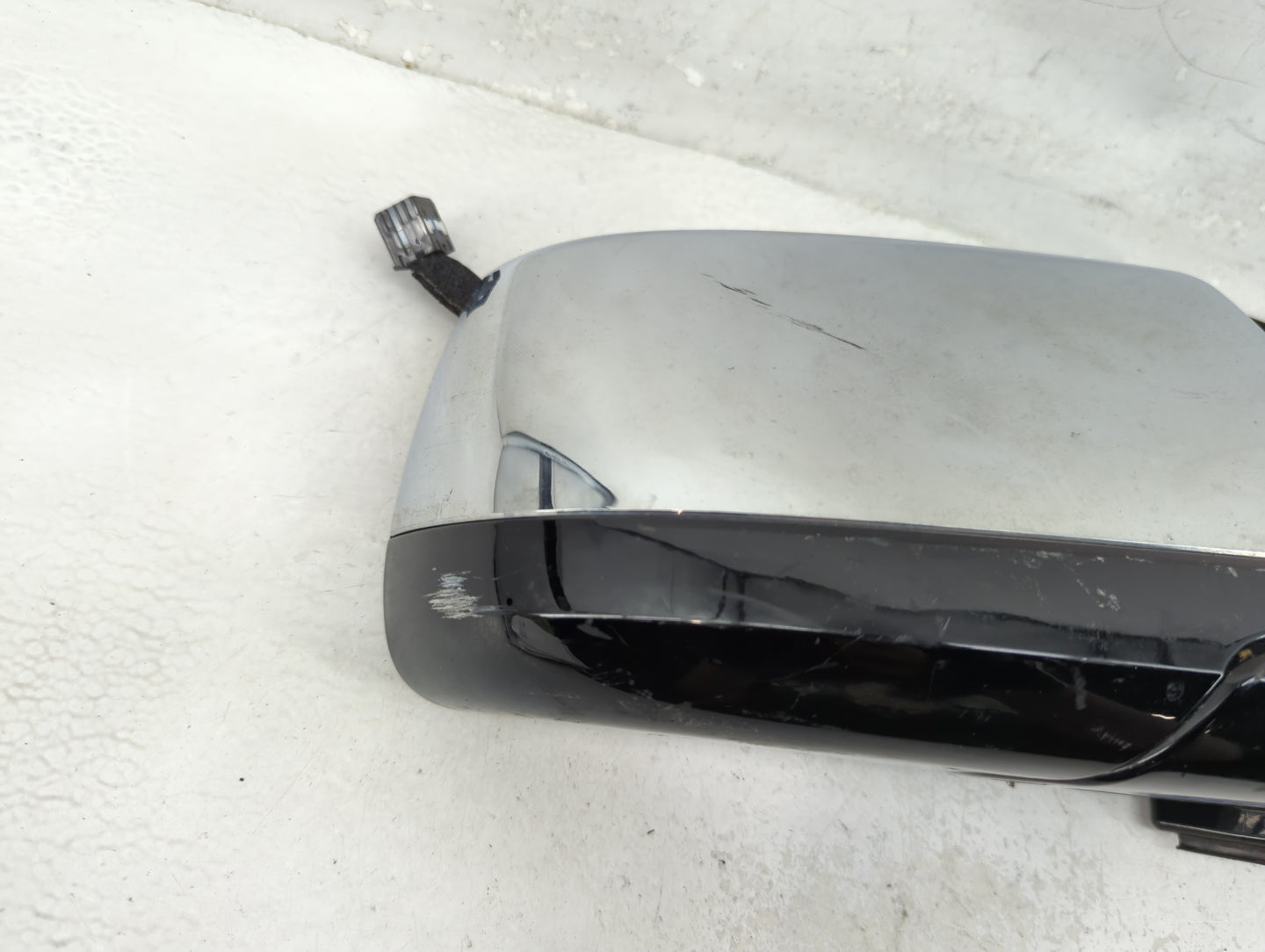 2015-2020 Chevrolet Tahoe Passenger Side View Mirror - Right Door Mirror OEM Used - Oemusedautoparts1.com