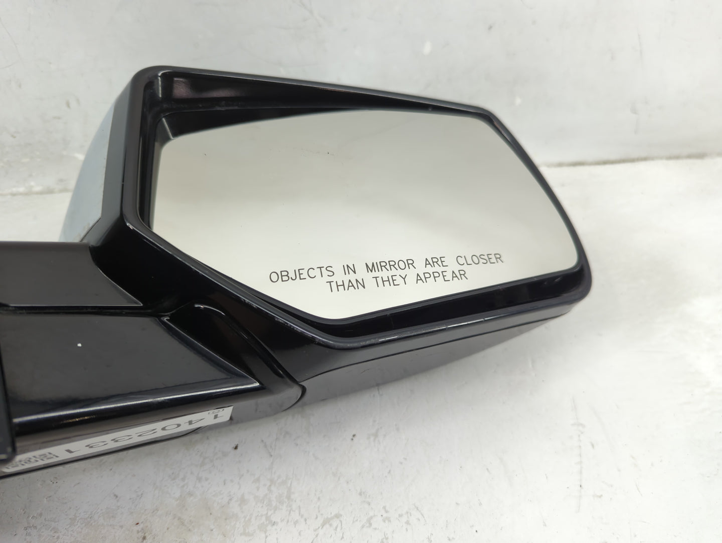 2015-2020 Chevrolet Tahoe Passenger Side View Mirror - Right Door Mirror OEM Used - Oemusedautoparts1.com