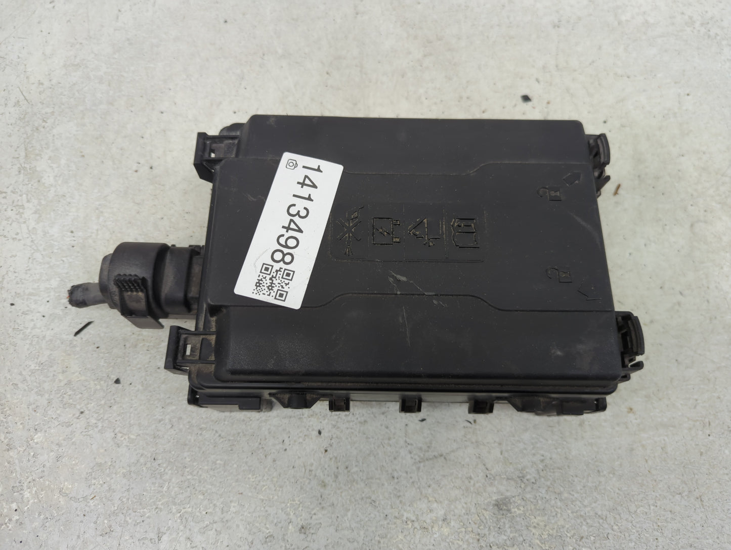 2015-2020 Chevrolet Tahoe Fusebox Fuse Box Panel Relay Module P/N:23227061 Fits Fits 2015 2016 2017 2018 2019 2020 OEM Used 
