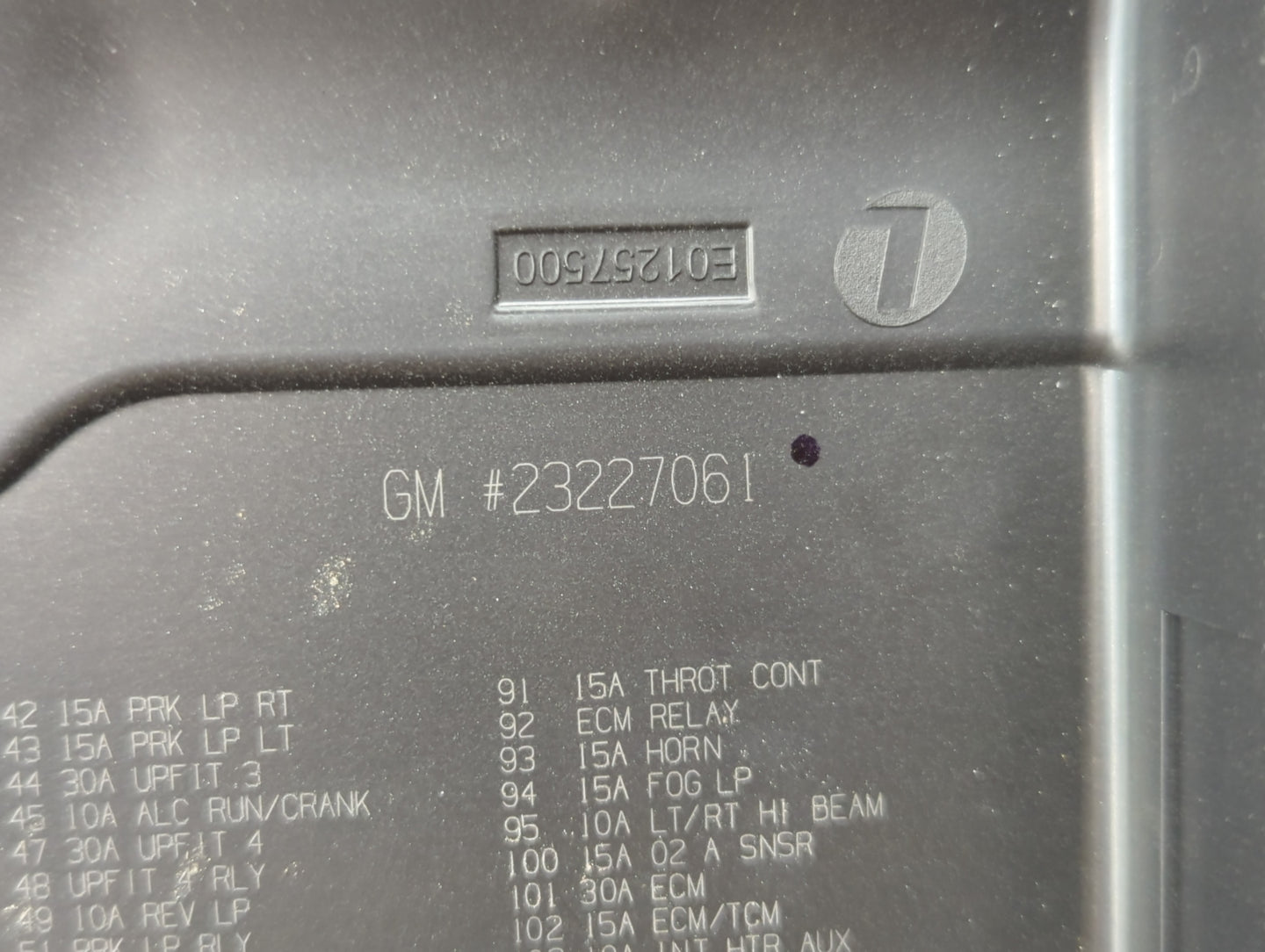 2015-2020 Chevrolet Tahoe Fusebox Fuse Box Panel Relay Module P/N:23227061 Fits Fits 2015 2016 2017 2018 2019 2020 OEM Used 