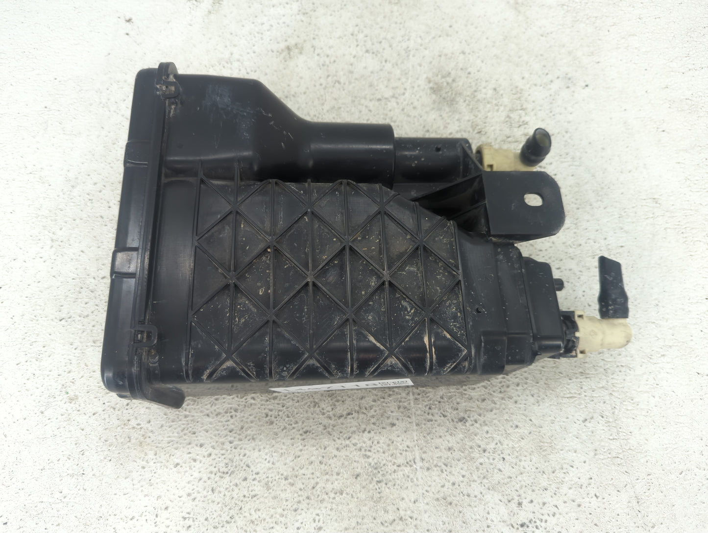2020 Chevrolet Tahoe Fuel Vapor Charcoal Canister - Oemusedautoparts1.com