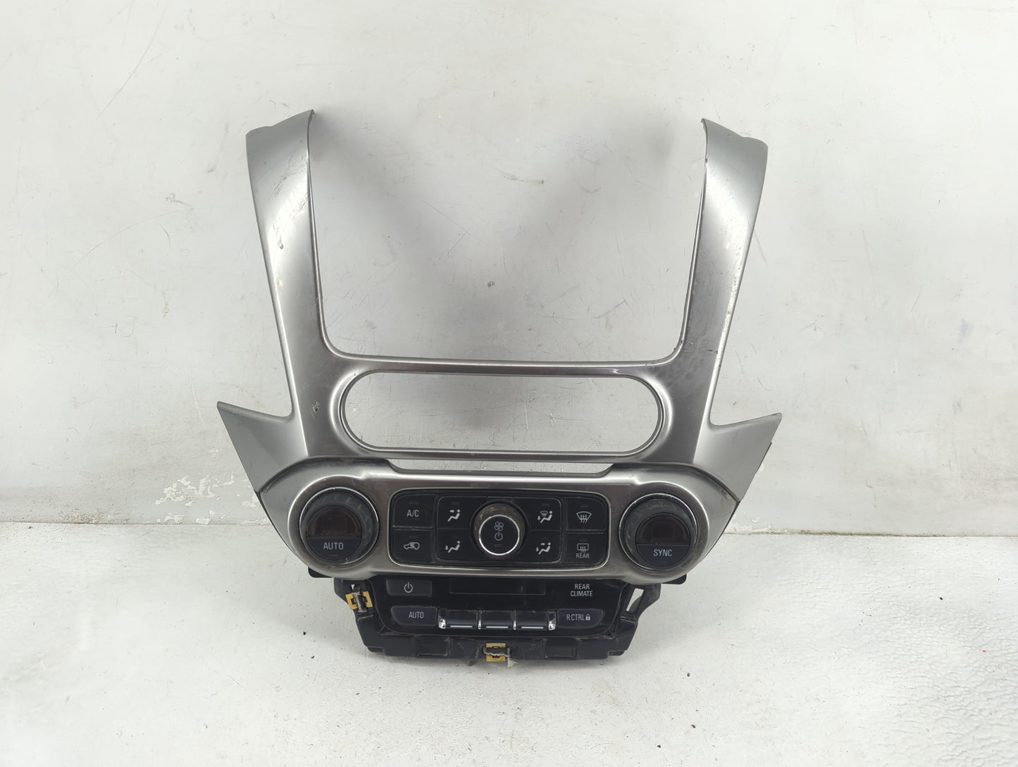 2017-2020 Chevrolet Tahoe Climate Control Module Temperature AC/Heater Replacement P/N:84258727 Fits Fits 2017 2018 2019 202