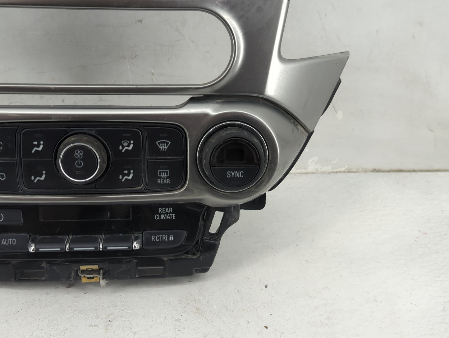 2017-2020 Chevrolet Tahoe Climate Control Module Temperature AC/Heater Replacement P/N:84258727 Fits Fits 2017 2018 2019 202
