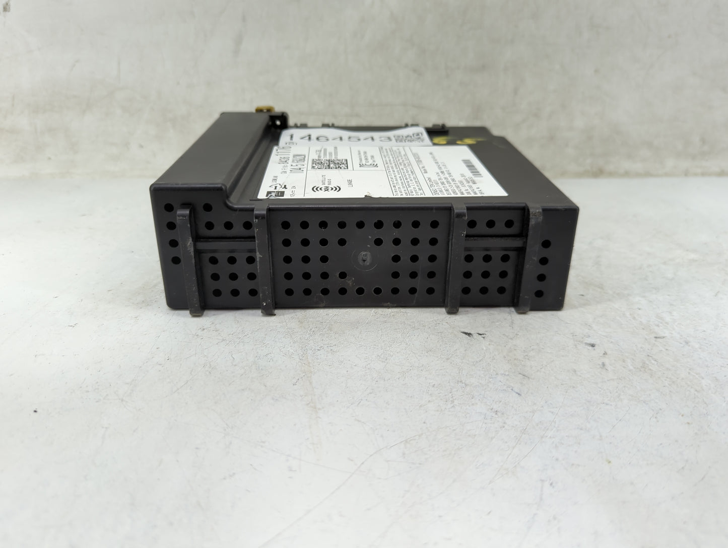 2017-2020 Chevrolet Tahoe Audio Cd Disc Player - Oemusedautoparts1.com