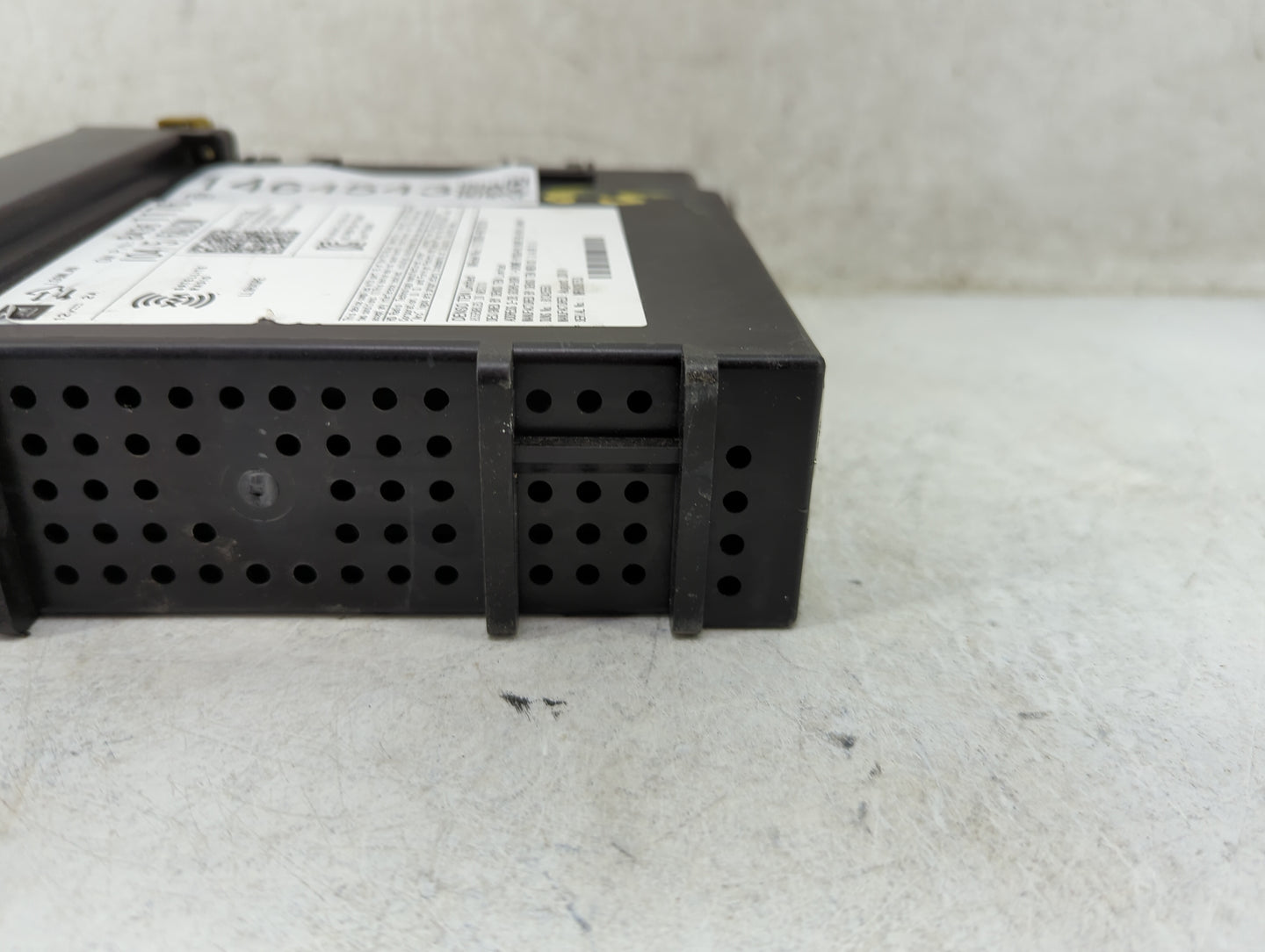 2017-2020 Chevrolet Tahoe Audio Cd Disc Player - Oemusedautoparts1.com