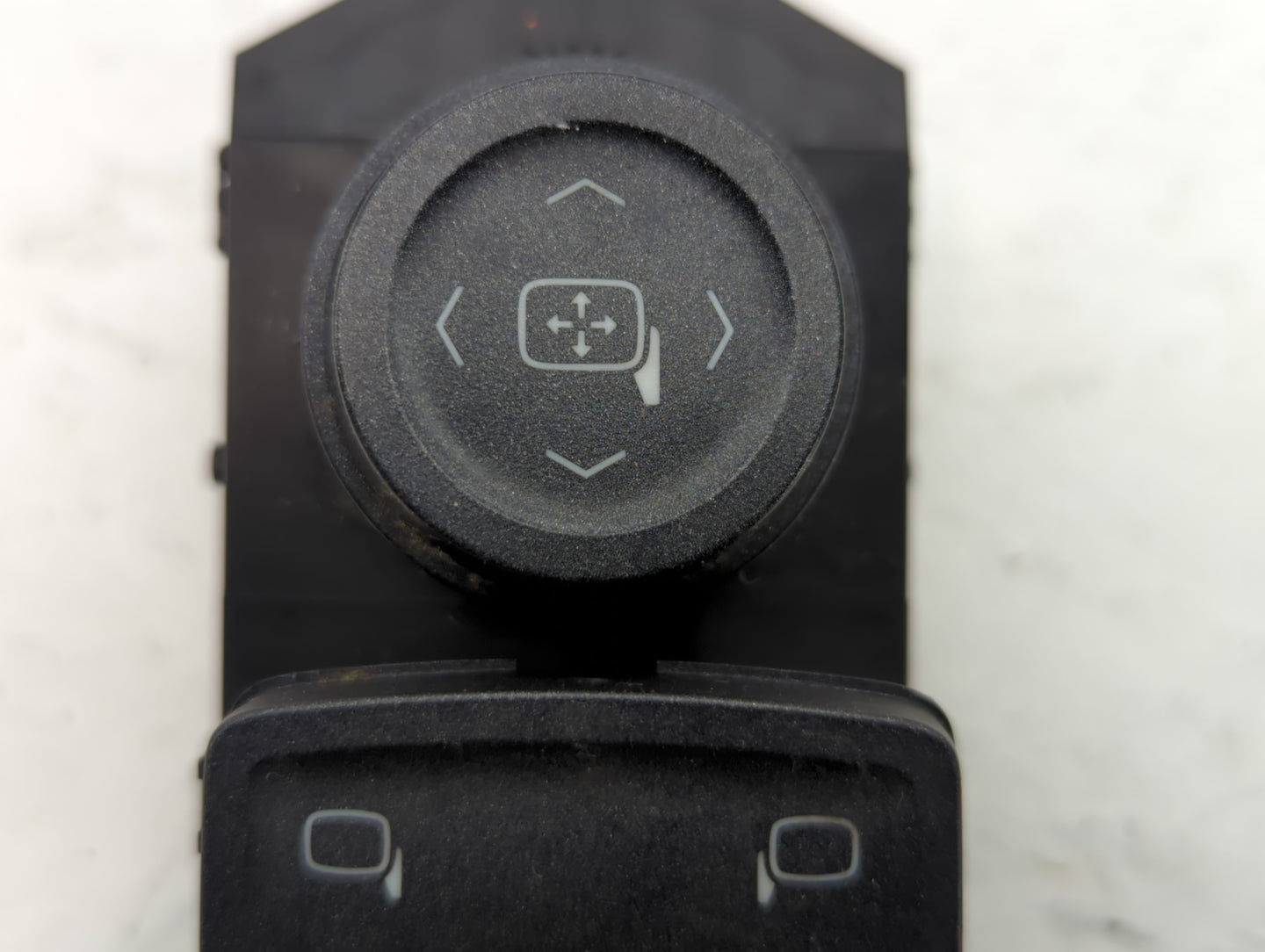 2015-2020 Chevrolet Tahoe Master Power Window Switch Replacement Driver Side Left P/N:23154700 Fits OEM Used Auto Parts - Oe
