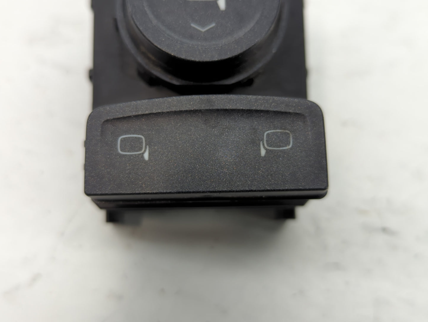 2015-2020 Chevrolet Tahoe Master Power Window Switch Replacement Driver Side Left P/N:23154700 Fits OEM Used Auto Parts - Oe