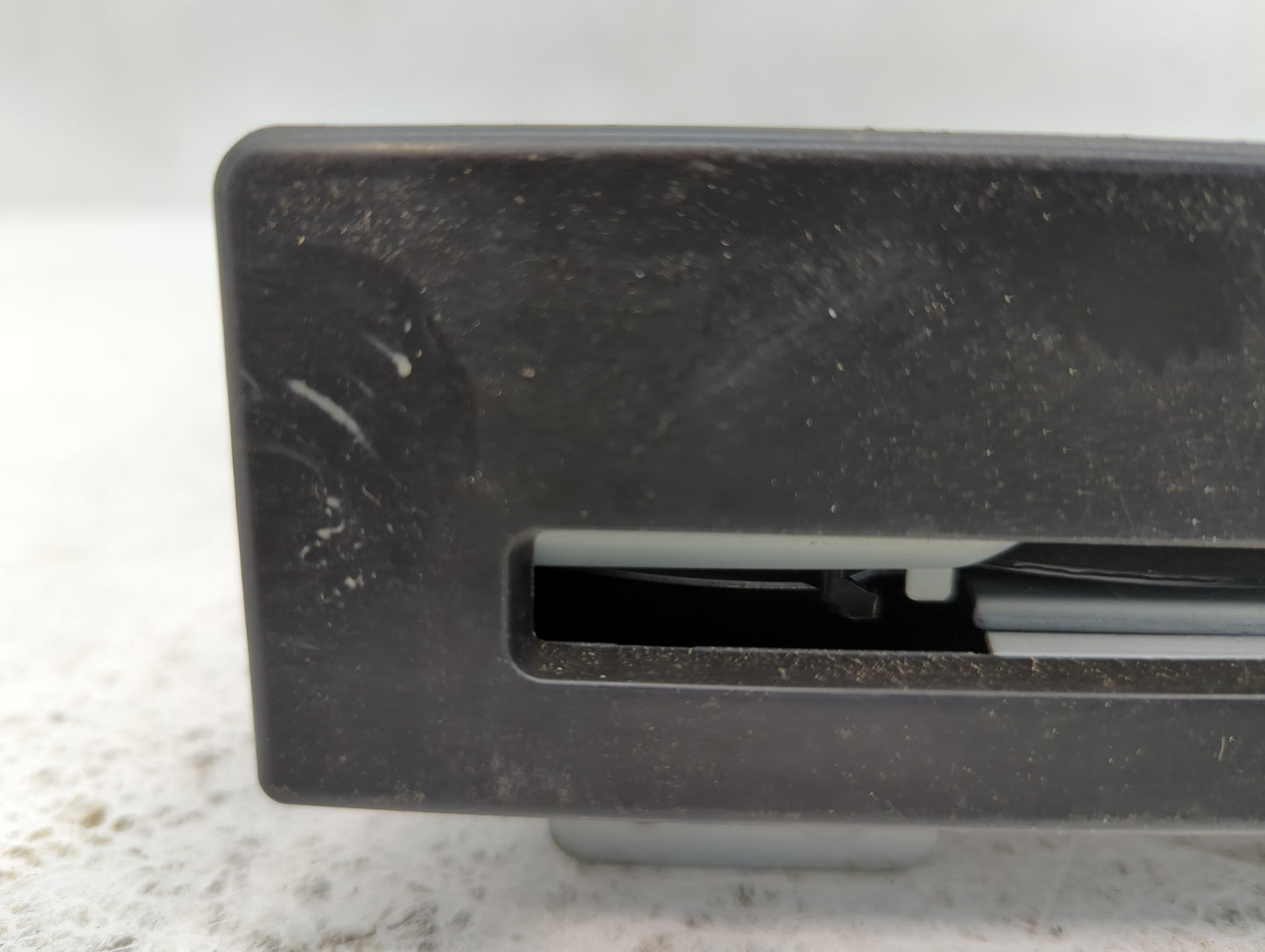 2017-2020 Chevrolet Tahoe Am Fm Cd Player Radio Receiver - Oemusedautoparts1.com