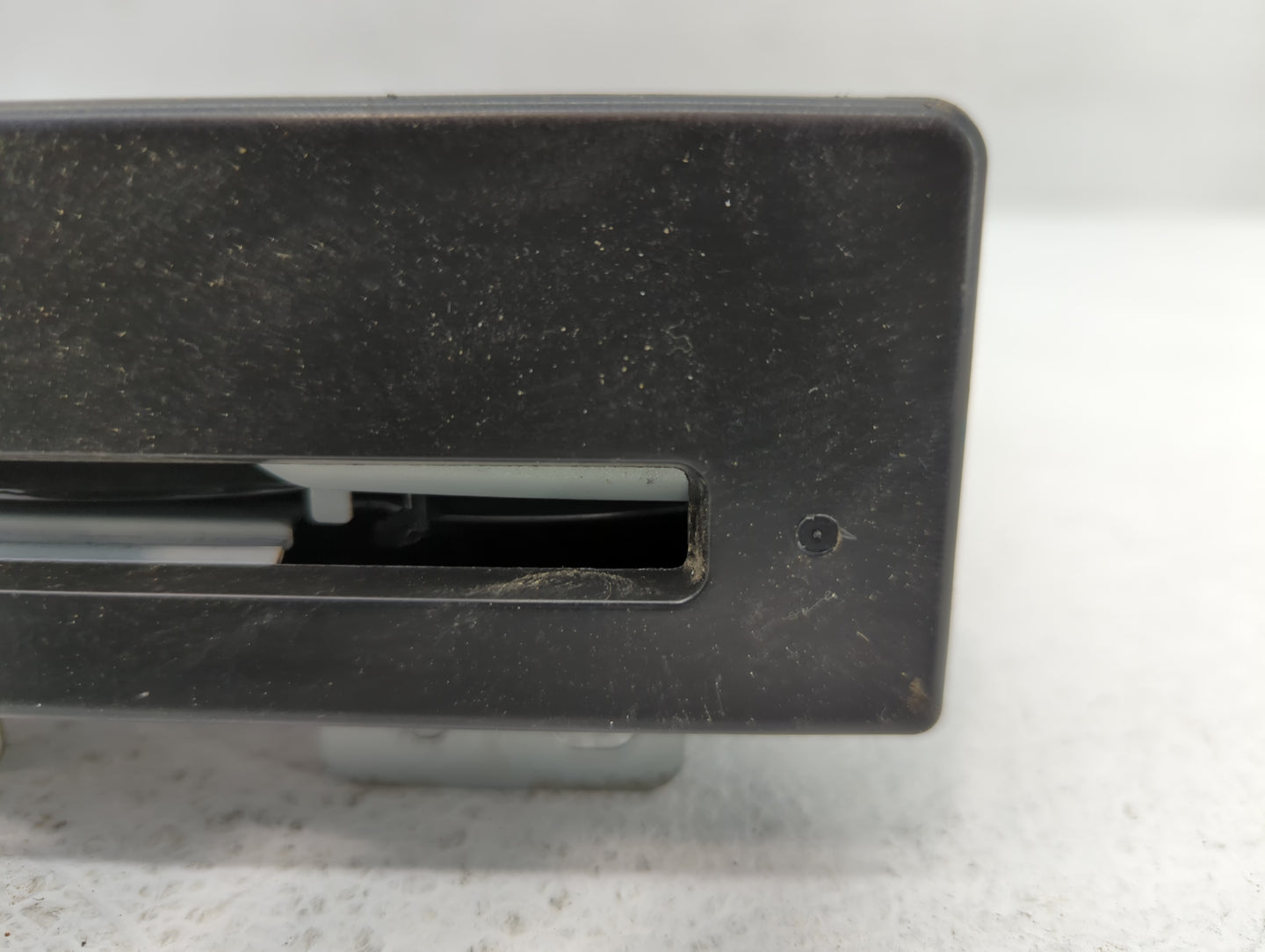 2017-2020 Chevrolet Tahoe Am Fm Cd Player Radio Receiver - Oemusedautoparts1.com
