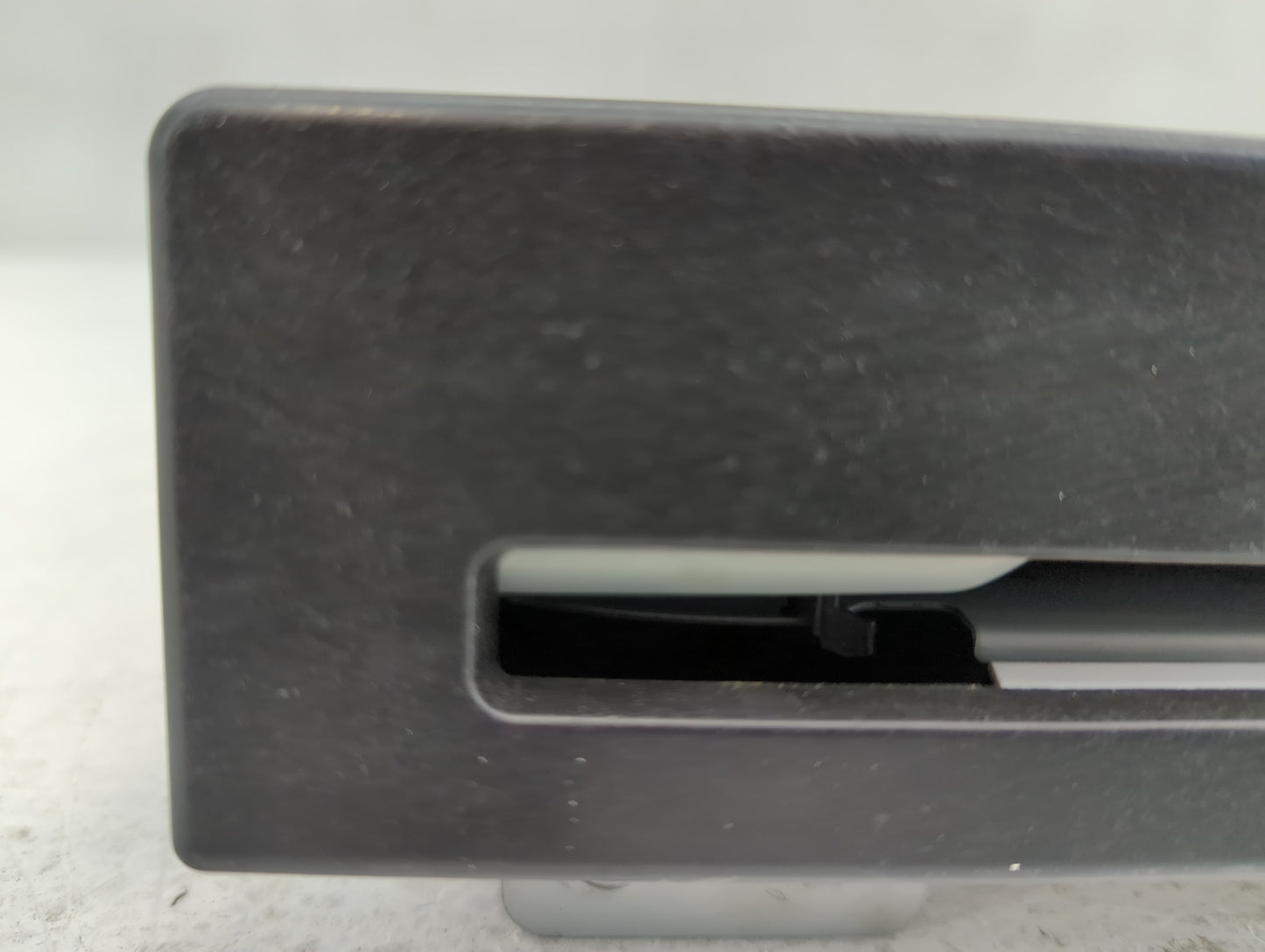 2017-2020 Chevrolet Tahoe Am Fm Cd Player Radio Receiver - Oemusedautoparts1.com