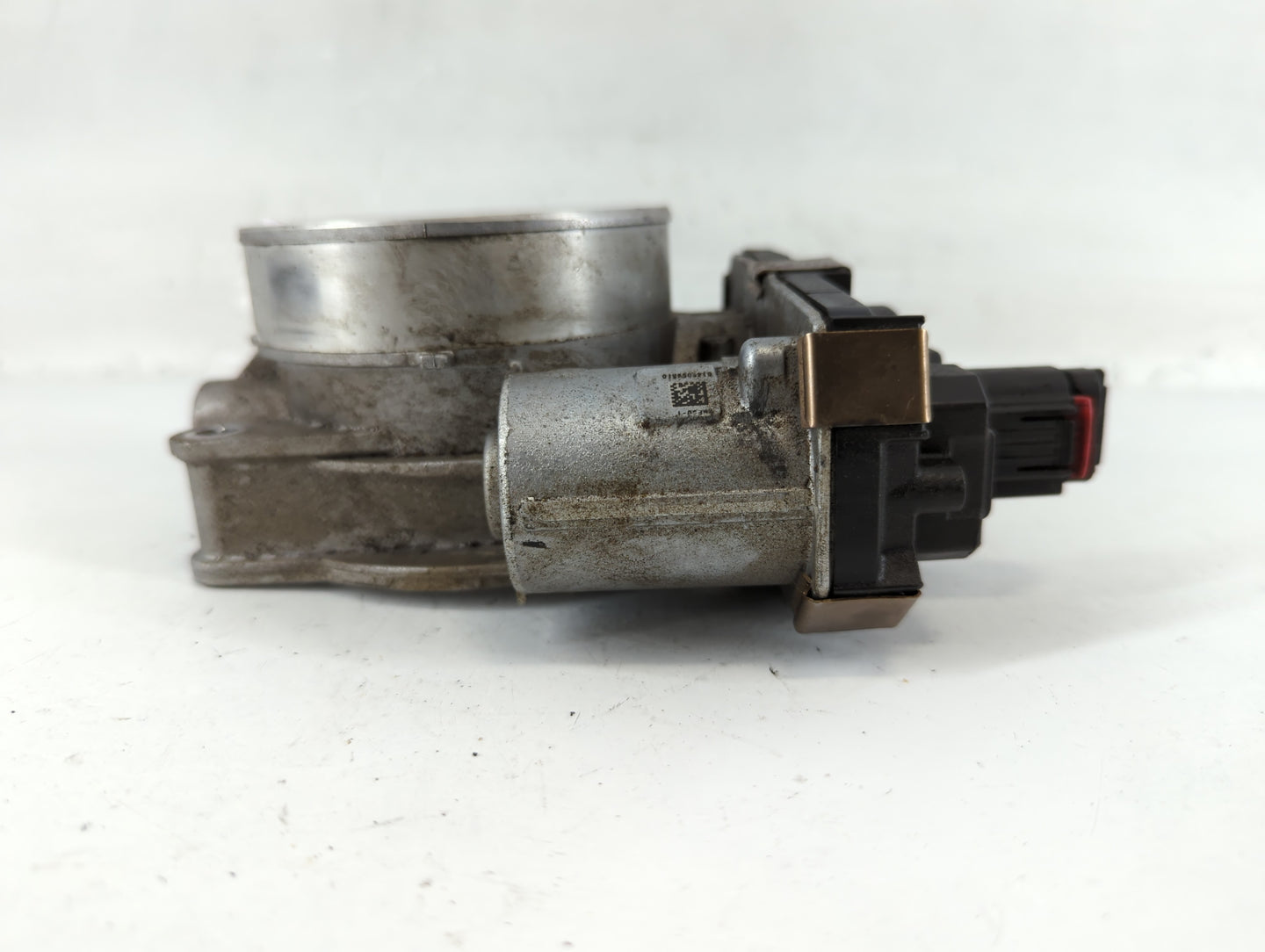 2015-2022 Chevrolet Tahoe Throttle Body P/N:12678224 Fits Fits 2014 2015 2016 2017 2018 2019 2020 2021 2022 OEM Used Auto Pa