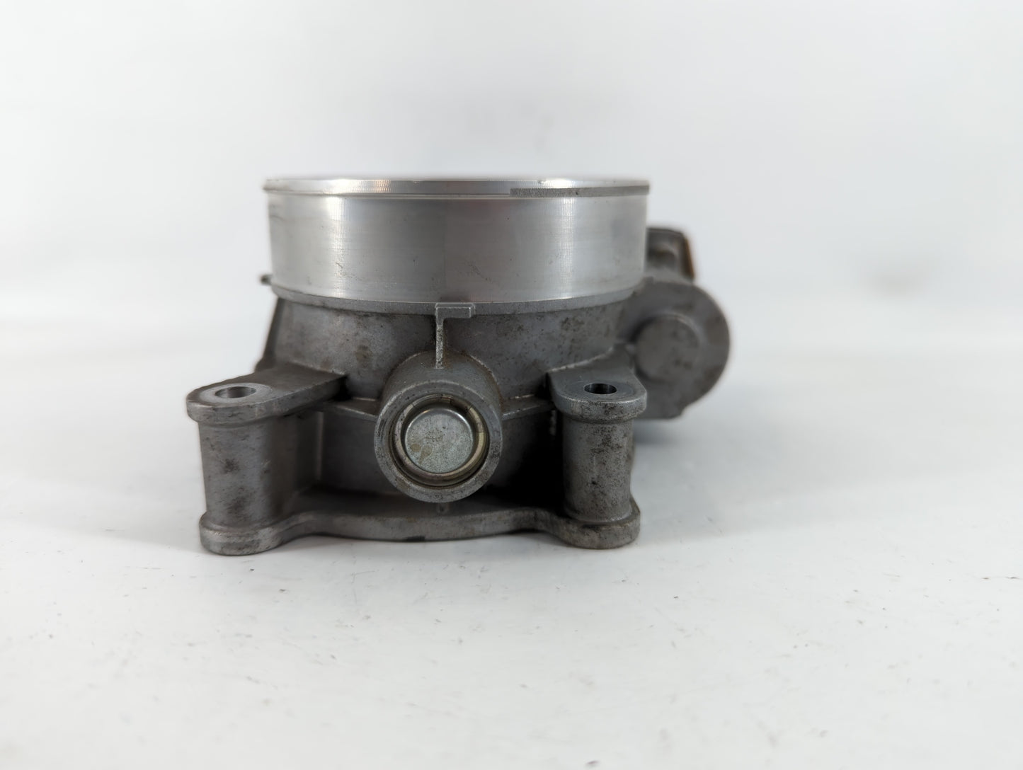 2015-2022 Chevrolet Tahoe Throttle Body P/N:12678224 Fits Fits 2014 2015 2016 2017 2018 2019 2020 2021 2022 OEM Used Auto Pa