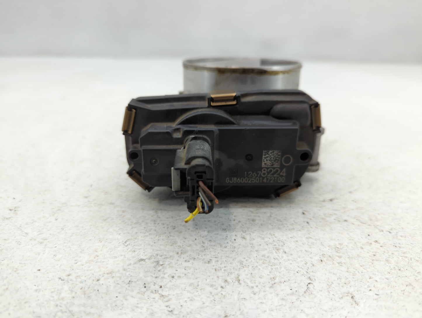 2015-2022 Chevrolet Tahoe Throttle Body P/N:12678224 Fits Fits 2014 2015 2016 2017 2018 2019 2020 2021 2022 OEM Used Auto Pa