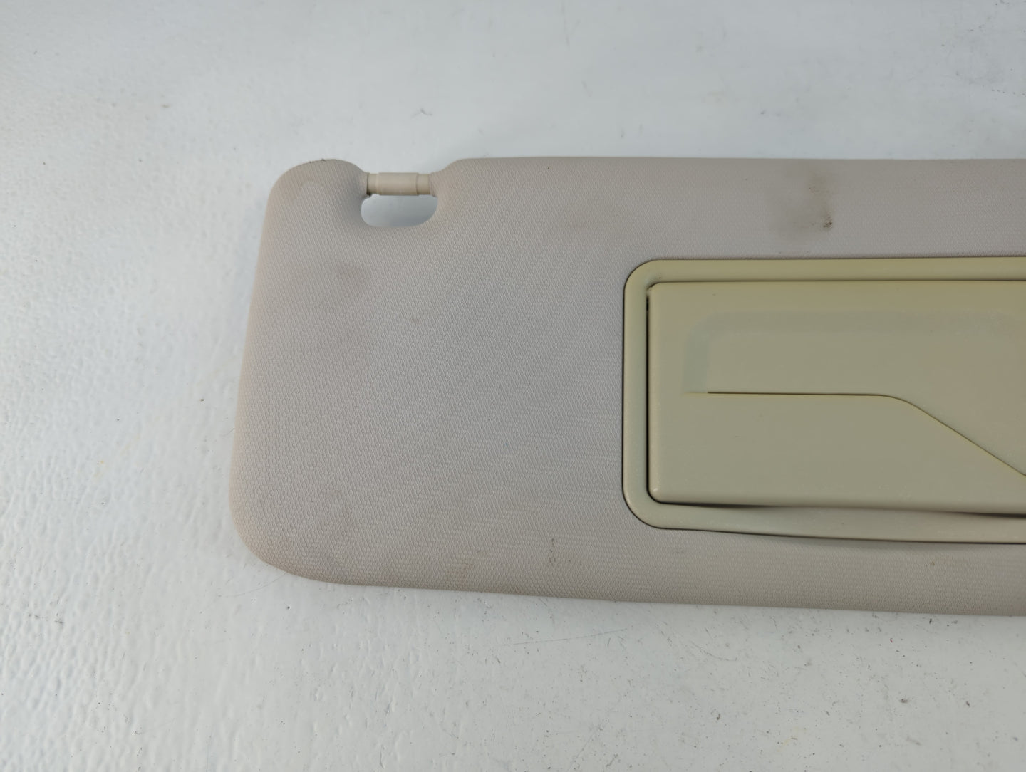 2020 Chevrolet Tahoe Sun Visor Shade Replacement Passenger Right Mirror Fits OEM Used Auto Parts - Oemusedautoparts1.com