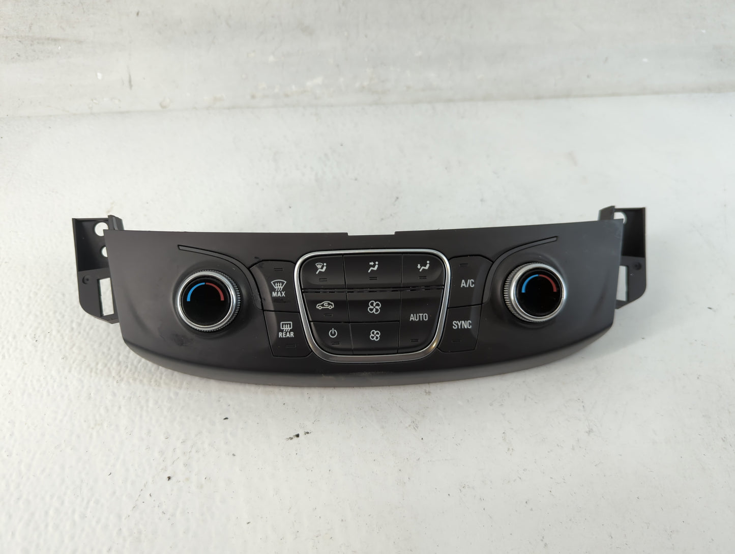 2018-2022 Chevrolet Traverse Climate Control Module Temperature AC/Heater Replacement P/N:84344401 Fits OEM Used Auto Parts 