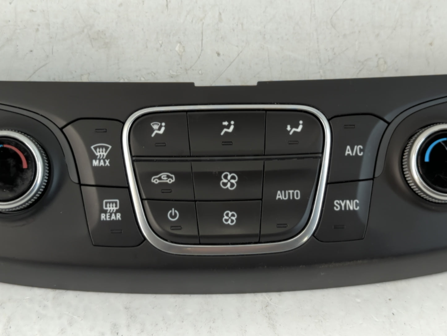 2018-2022 Chevrolet Traverse Climate Control Module Temperature AC/Heater Replacement P/N:84344401 Fits OEM Used Auto Parts 