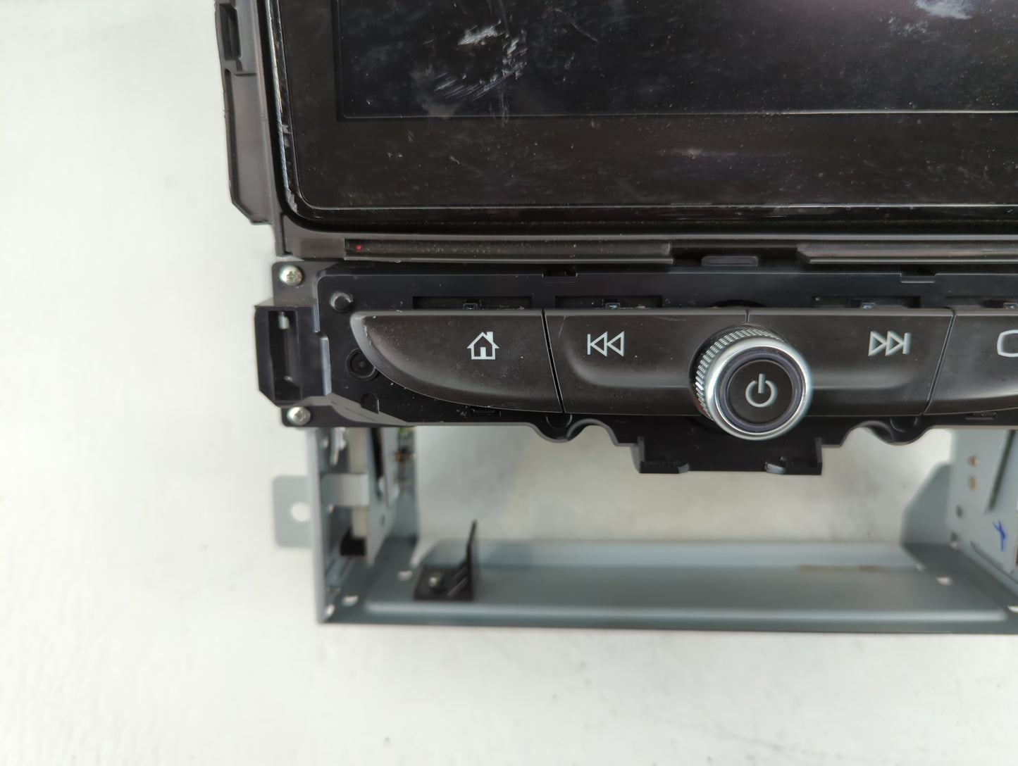 Chevrolet Traverse Radio Control Panel - Oemusedautoparts1.com