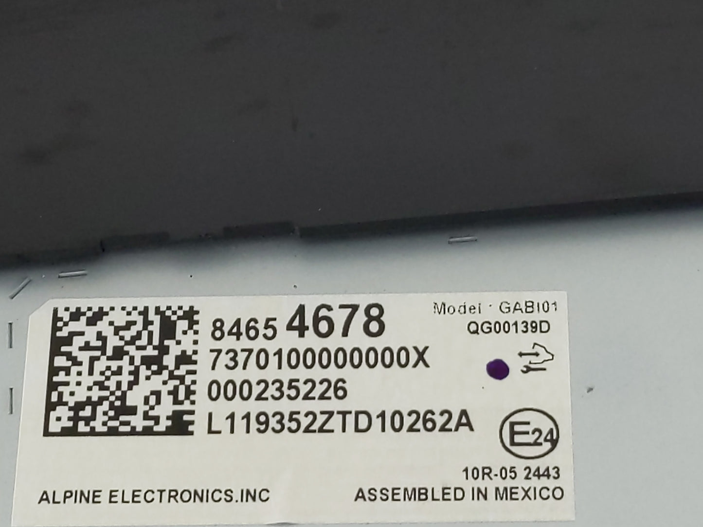 2020 Chevrolet Traverse Radio AM FM Cd Player Receiver Replacement P/N:84654678 Fits OEM Used Auto Parts - Oemusedautoparts1