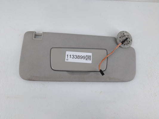 2018-2022 Chevrolet Traverse Sun Visor Shade Replacement Passenger Right Mirror Fits Fits 2018 2019 2020 2021 2022 OEM Used Auto Parts