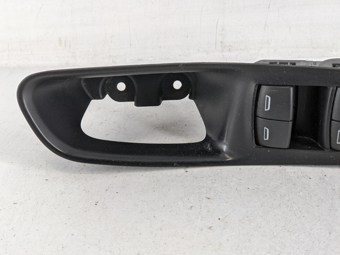 2020 Chevrolet Traverse Master Power Window Switch Replacement Driver Side Left P/N:84513464 Fits OEM Used Auto Parts - Oemu