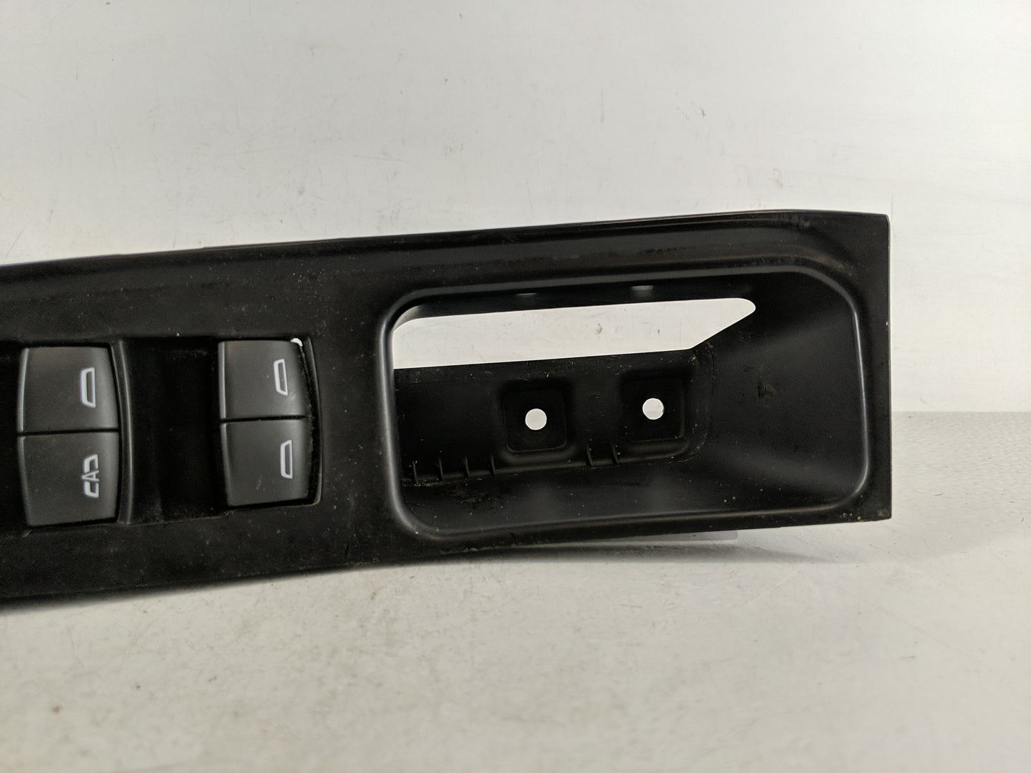 2020 Chevrolet Traverse Master Power Window Switch Replacement Driver Side Left P/N:84513464 Fits OEM Used Auto Parts - Oemu