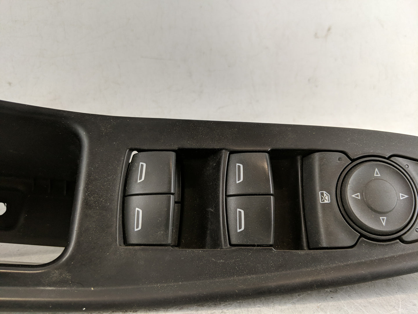 2020 Chevrolet Traverse Master Power Window Switch Replacement Driver Side Left P/N:84513464 Fits OEM Used Auto Parts - Oemu