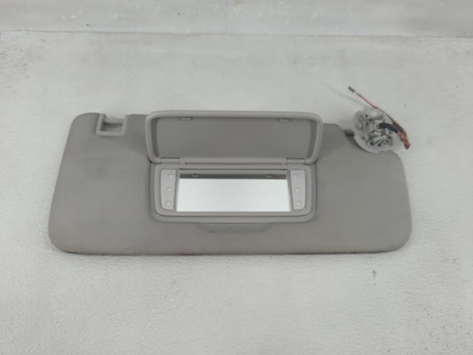 2018-2022 Chevrolet Traverse Sun Visor Shade Replacement Passenger Right Mirror Fits Fits 2018 2019 2020 2021 2022 OEM Used 