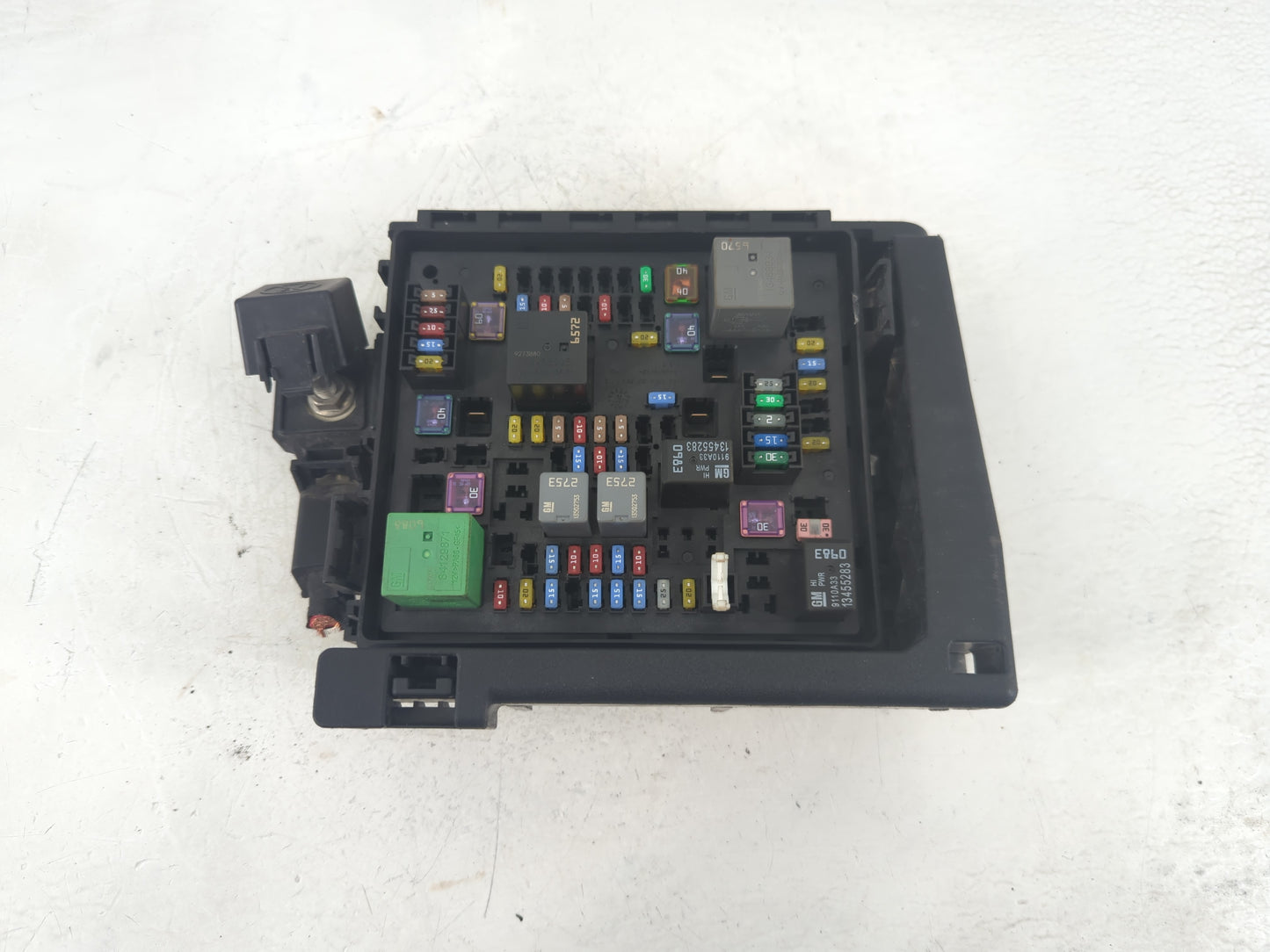 2020-2022 Chevrolet Traverse Fusebox Fuse Box Panel Relay Module P/N:7171-4521-30 Fits Fits 2019 2020 2021 2022 OEM Used Aut