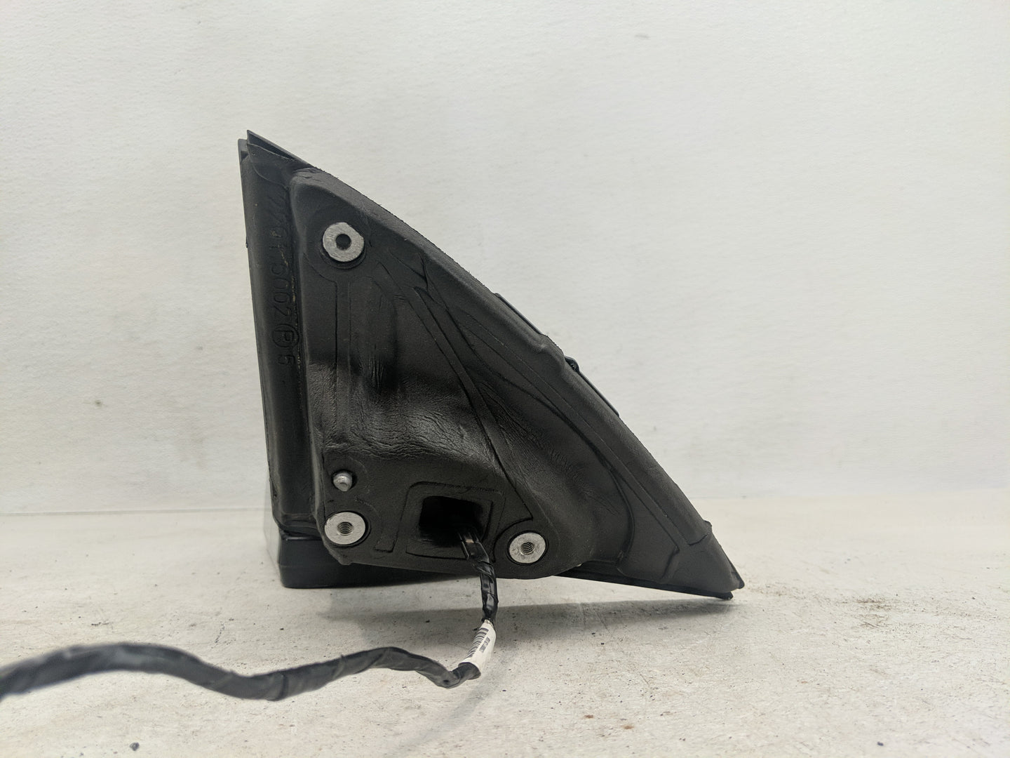 2020 Chevrolet Traverse Passenger Side View Mirror - Right Door Mirror OEM Used - Oemusedautoparts1.com