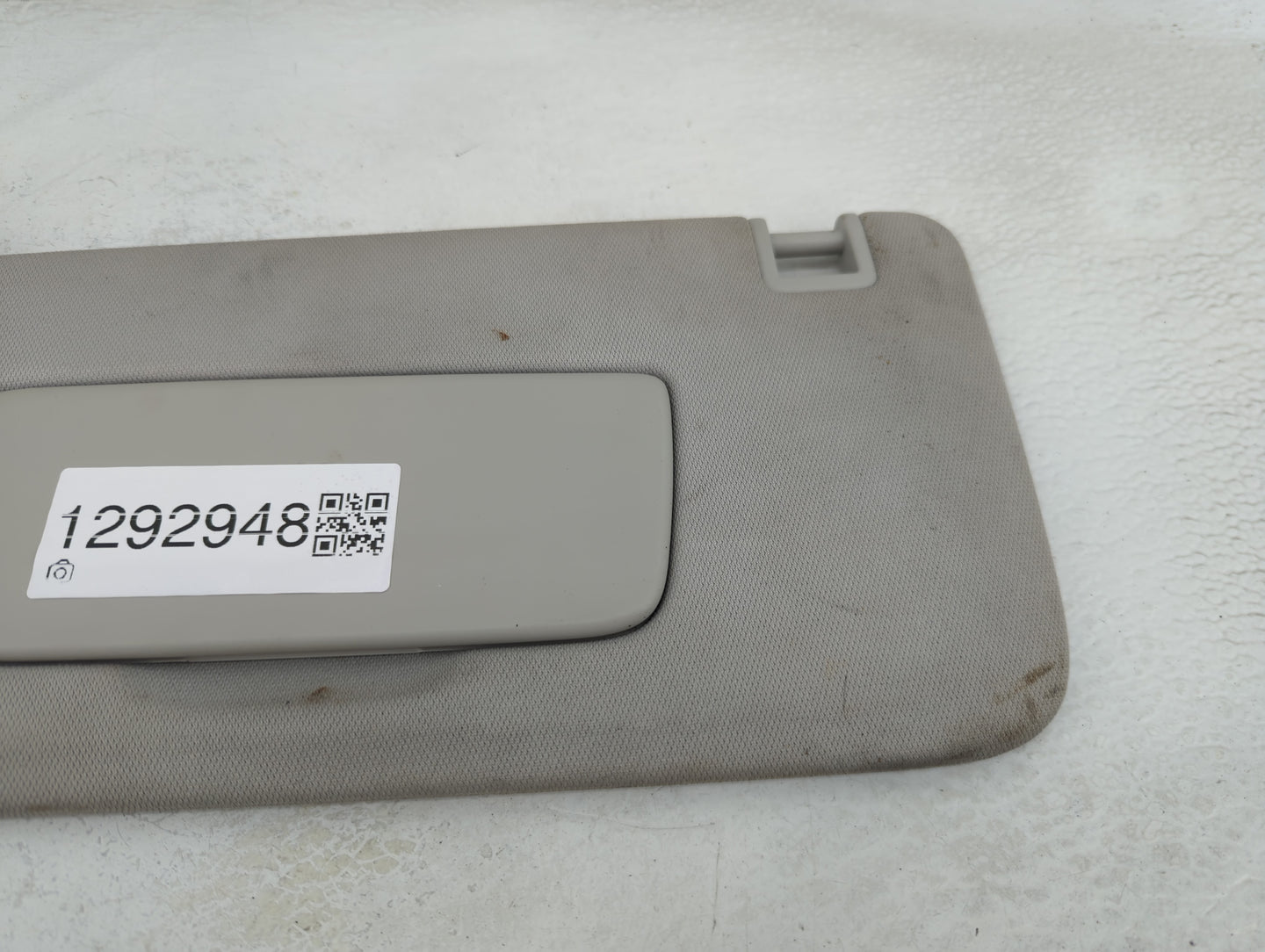 2018-2022 Chevrolet Traverse Sun Visor Shade Replacement Driver Left Mirror Fits Fits 2018 2019 2020 2021 2022 OEM Used Auto