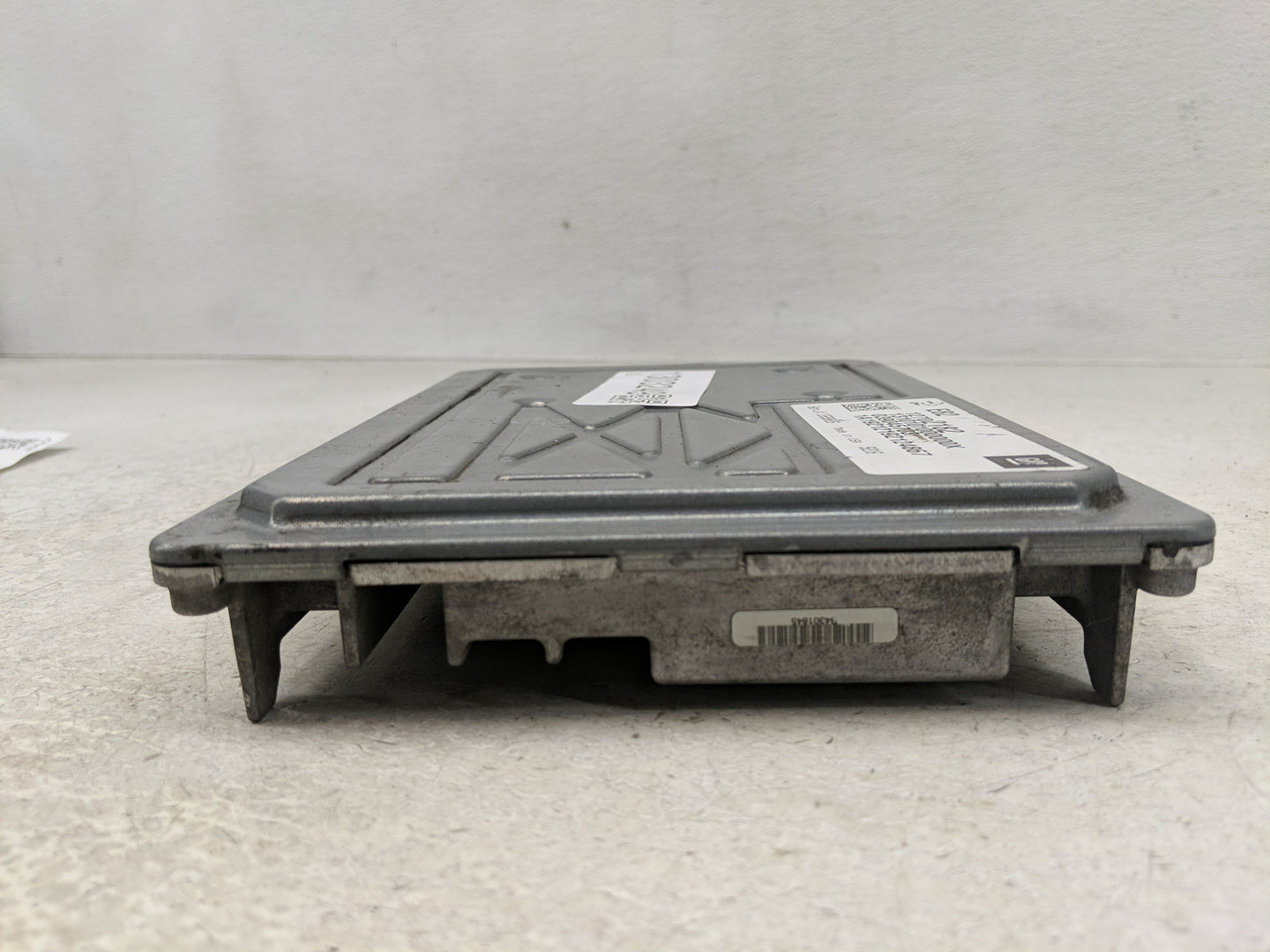 2018-2022 Chevrolet Traverse PCM Engine Control Computer ECU ECM PCU OEM P/N:039045703 12702182 Fits OEM Used Auto Parts - O