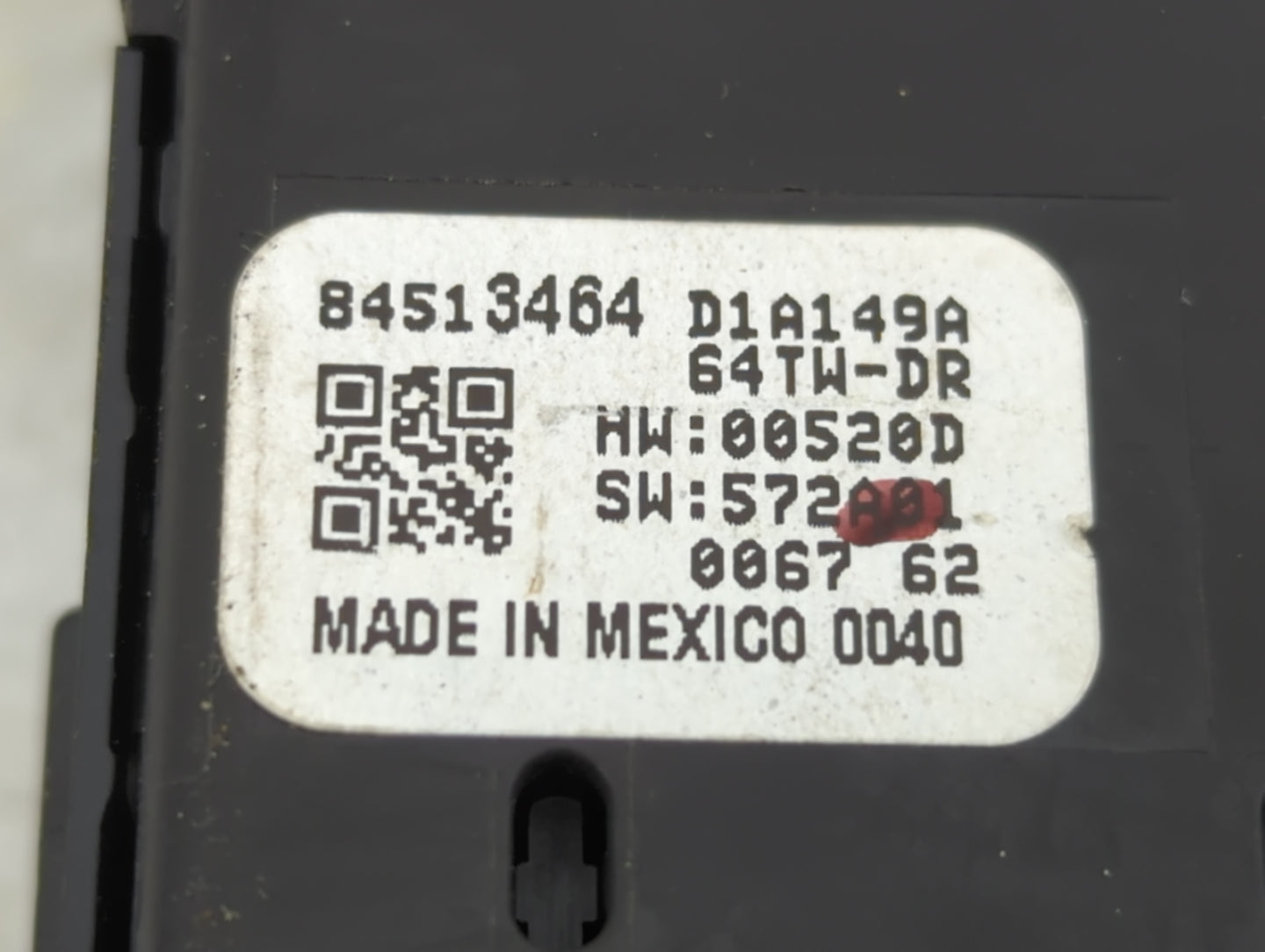 2020 Chevrolet Traverse Master Power Window Switch Replacement Driver Side Left P/N:84513464 Fits OEM Used Auto Parts - Oemu