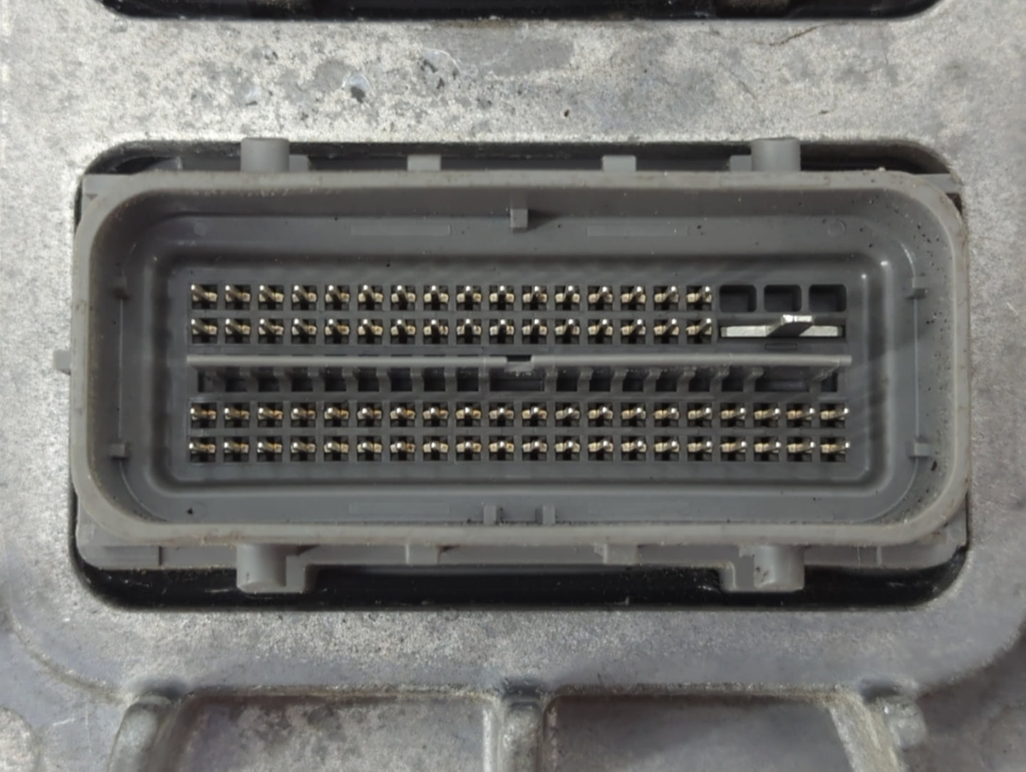 2018-2022 Chevrolet Traverse PCM Engine Control Computer ECU ECM PCU OEM P/N:039045703 12697045 Fits OEM Used Auto Parts - O