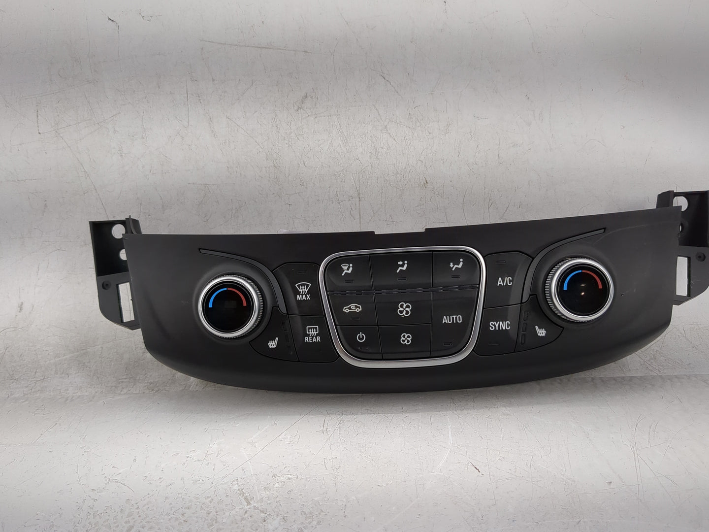 2018-2022 Chevrolet Traverse Climate Control Module Temperature AC/Heater Replacement P/N:84344402 Fits OEM Used Auto Parts 