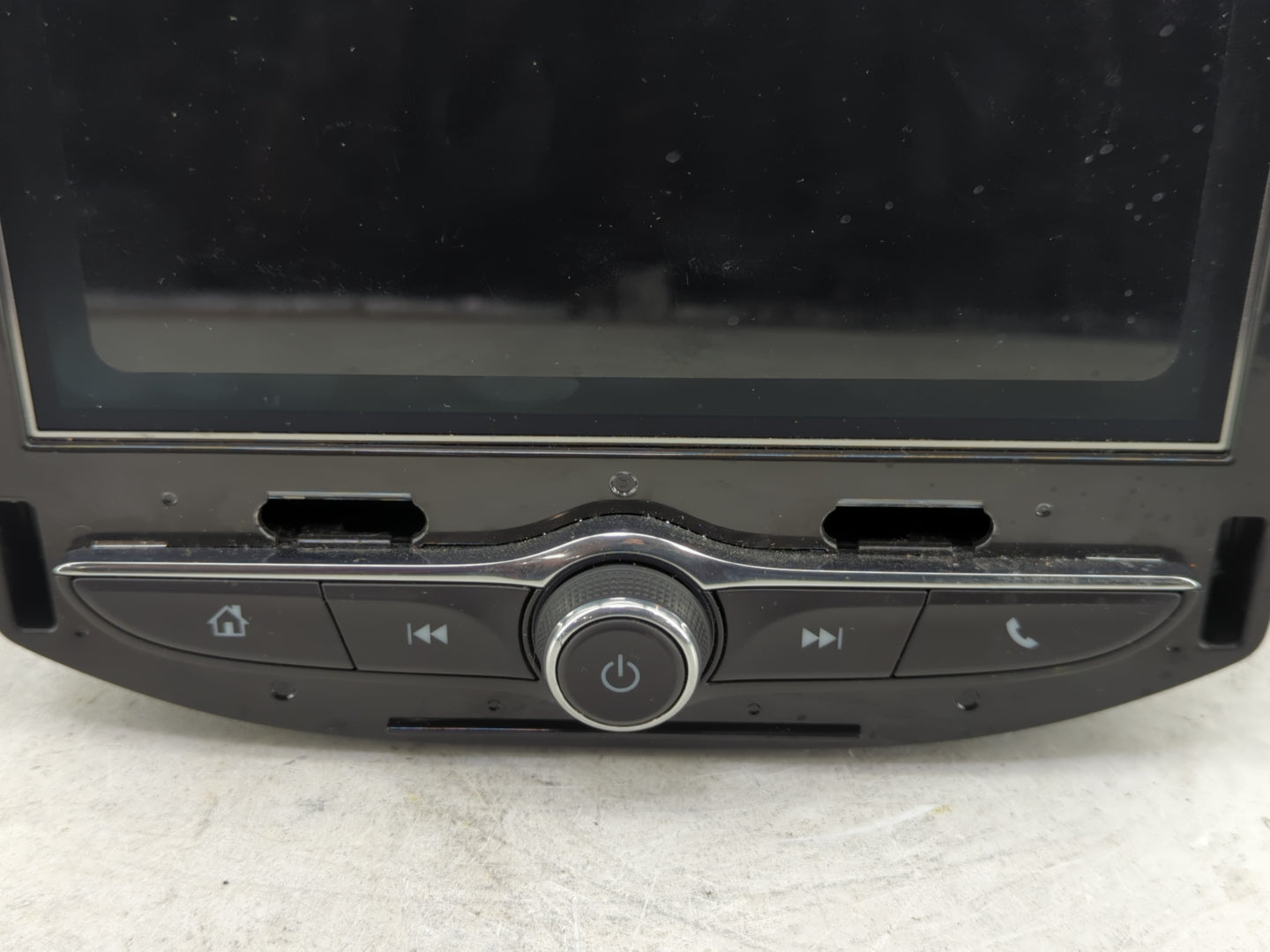 2021-2022 Chevrolet Traverse Radio AM FM Cd Player Receiver Replacement P/N:555343750 84774531 Fits Fits 2021 2022 OEM Used 