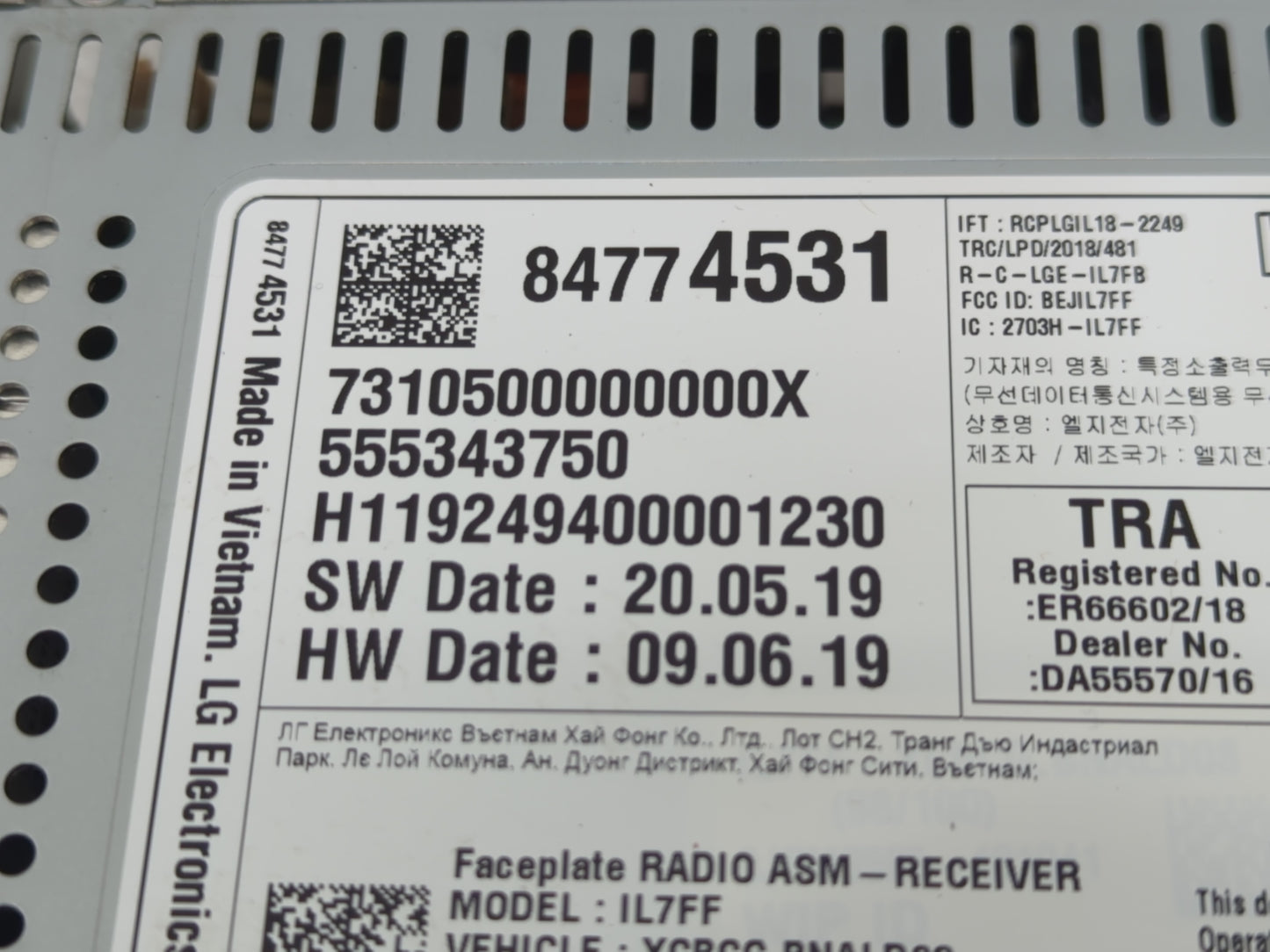 2021-2022 Chevrolet Traverse Radio AM FM Cd Player Receiver Replacement P/N:555343750 84774531 Fits Fits 2021 2022 OEM Used 