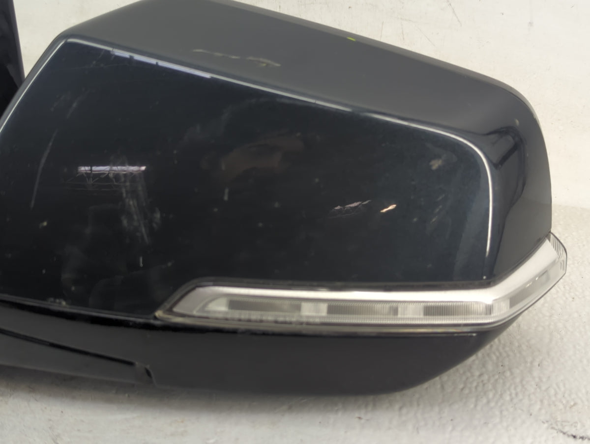 2018-2022 Chevrolet Traverse Driver Side View Mirror - Left Door Mirror OEM Used - Oemusedautoparts1.com