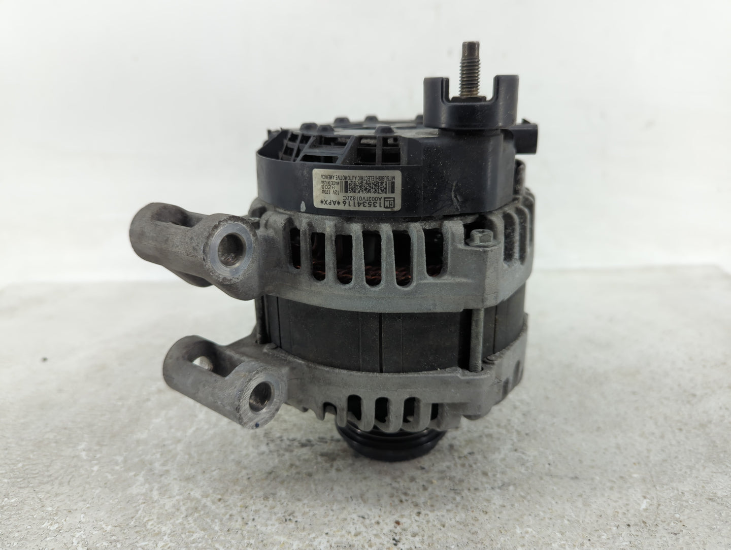 2018-2022 Chevrolet Traverse Alternator Replacement Generator Charging Assembly Engine OEM P/N:13534116 Fits OEM Used Auto P